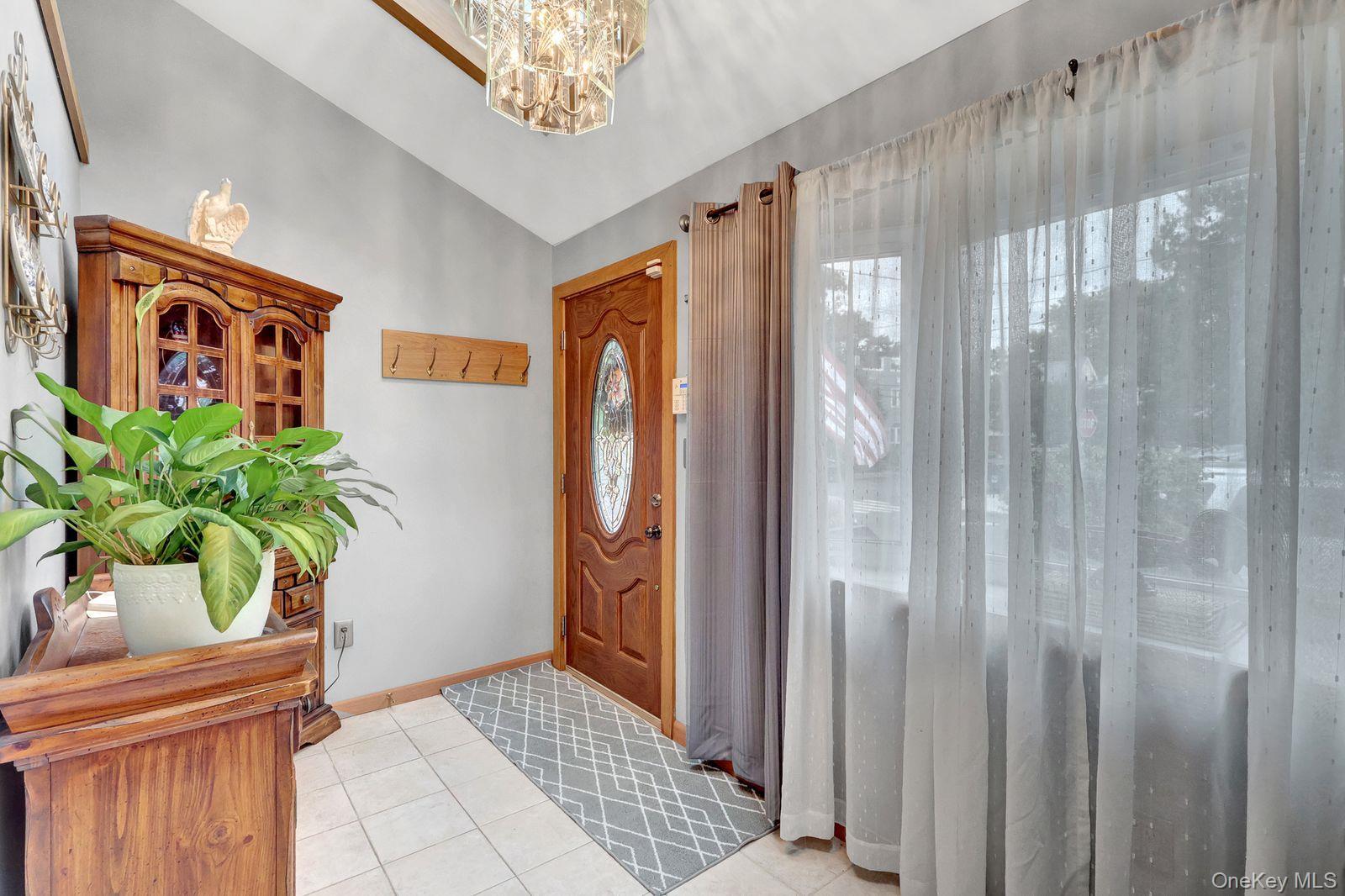 Single Family 254th Street Queens, NY 11426, MLS-1054019-8