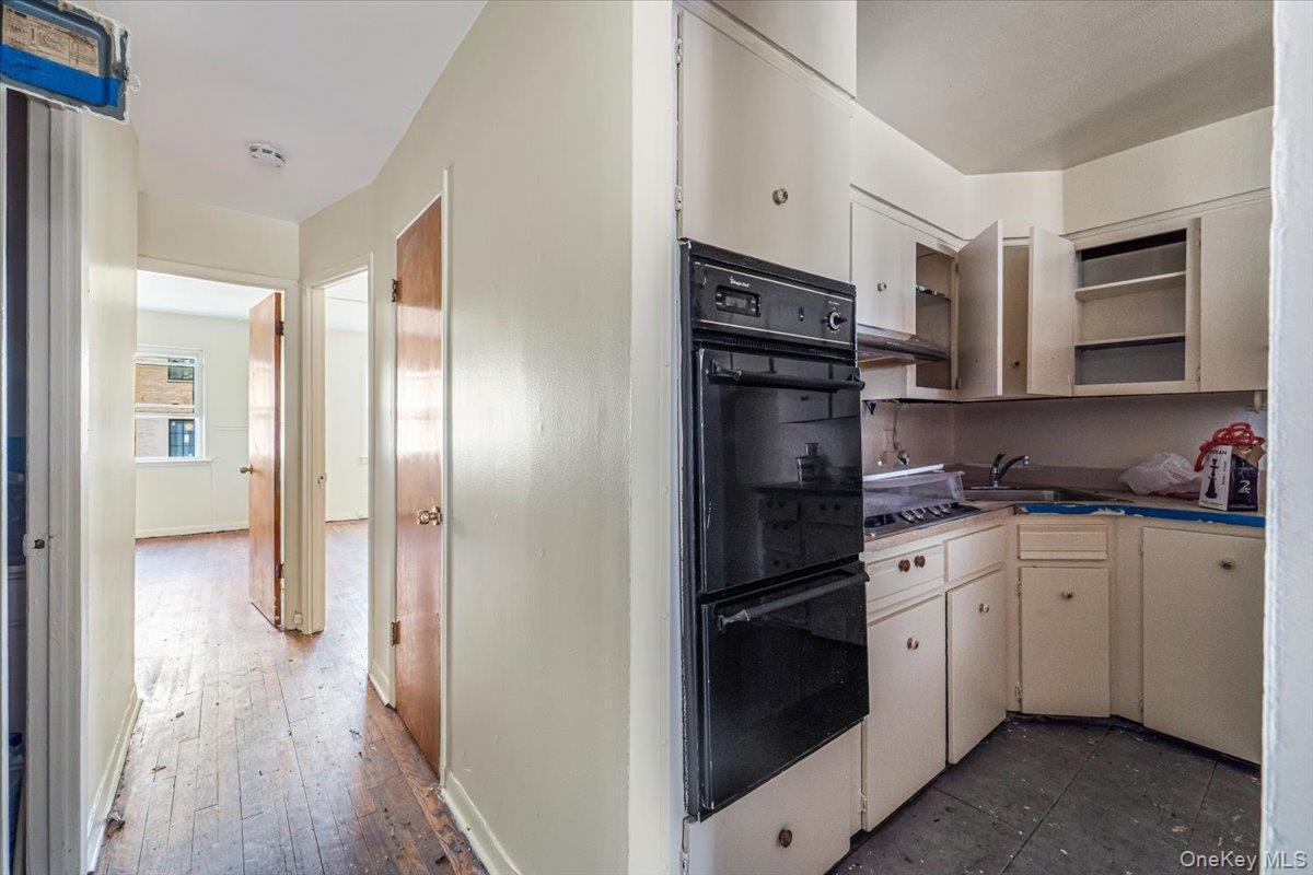 Single Family Xenia Street Queens, NY 11368, MLS-1054029-15