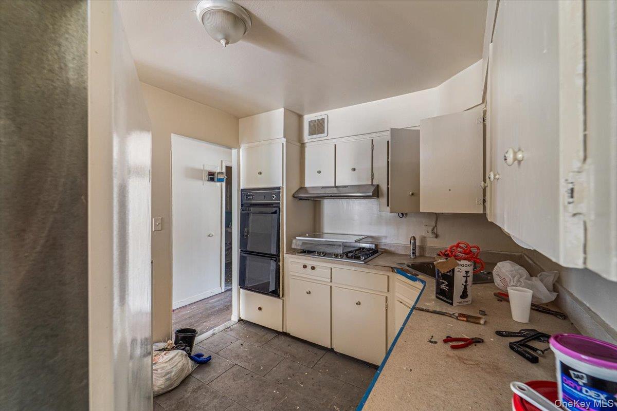 Single Family Xenia Street Queens, NY 11368, MLS-1054029-17