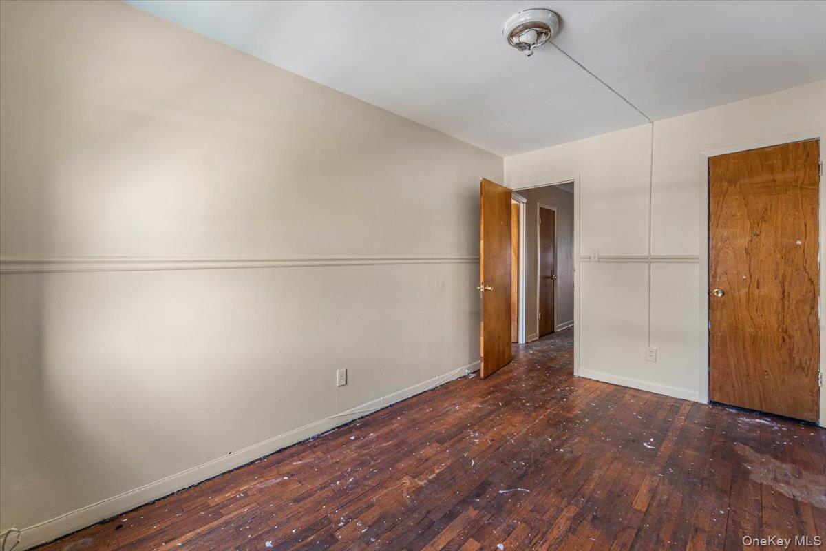 Single Family Xenia Street Queens, NY 11368, MLS-1054029-22