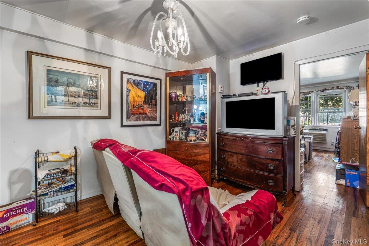 Single Family Xenia Street Queens, NY 11368, MLS-1054029-6