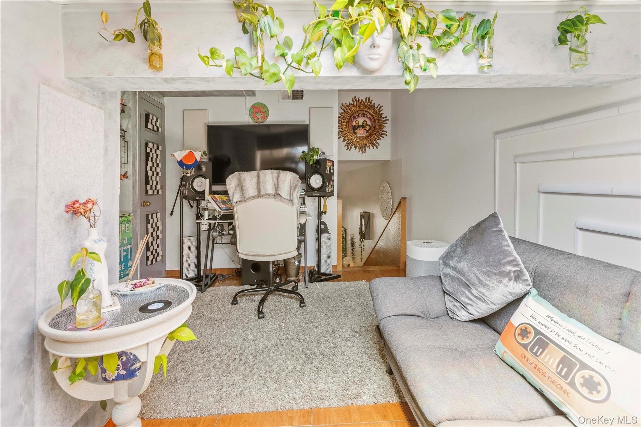 Single Family Longfellow Avenue Bronx, NY 10460, MLS-1054051-14