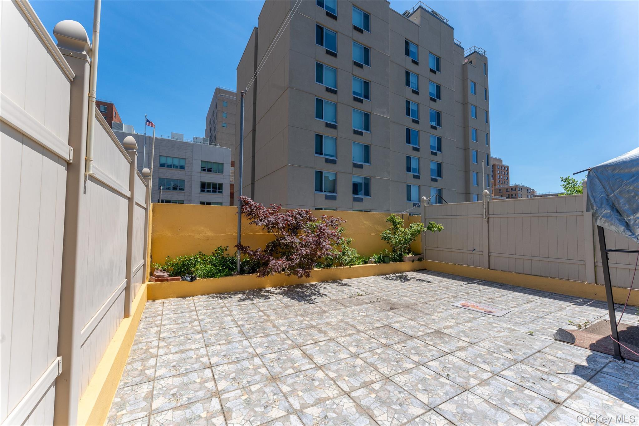 Single Family Longfellow Avenue Bronx, NY 10460, MLS-1054051-15