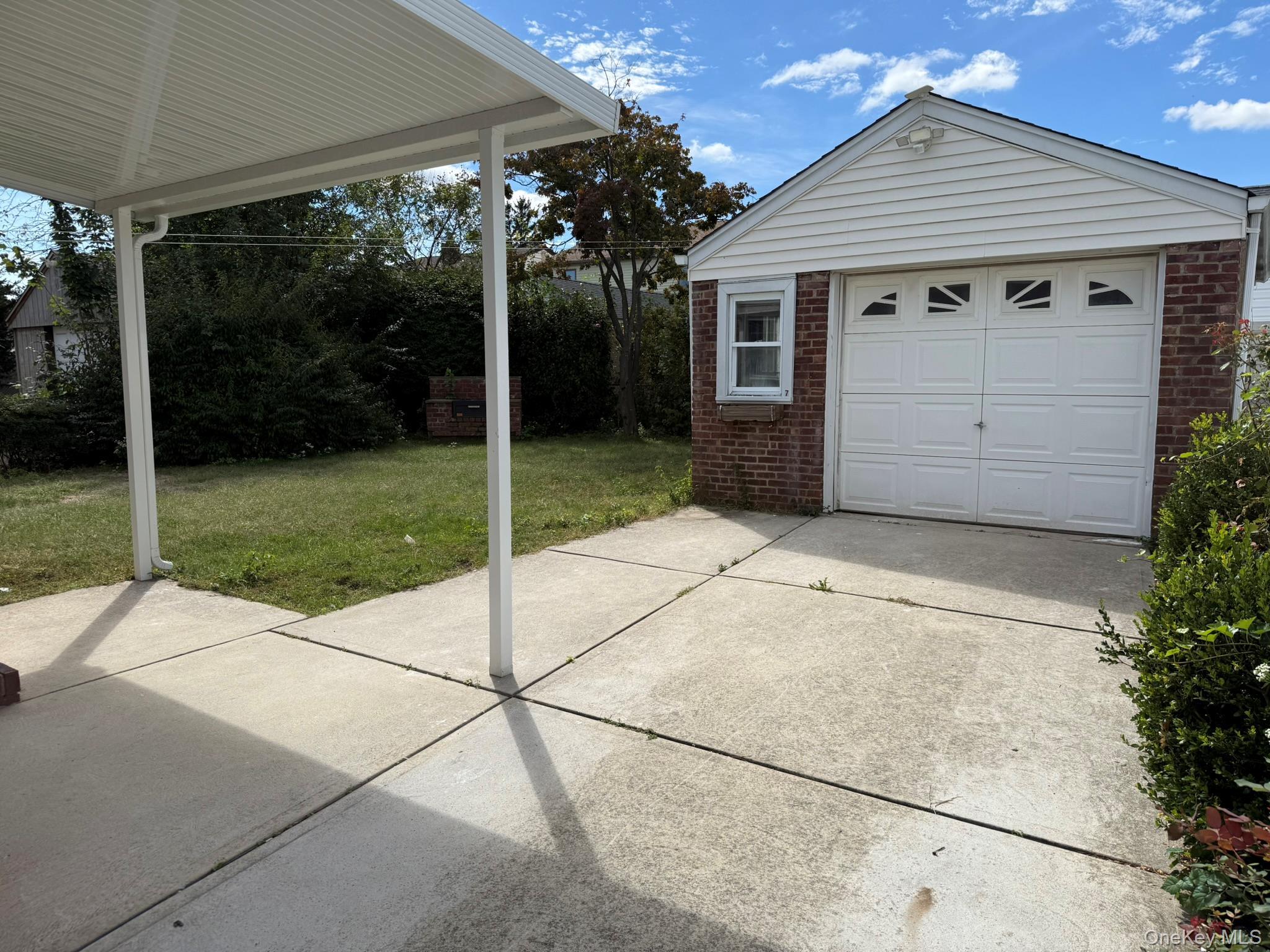 Single Family Latham Road  Nassau County, NY 11501, MLS-1054055-2