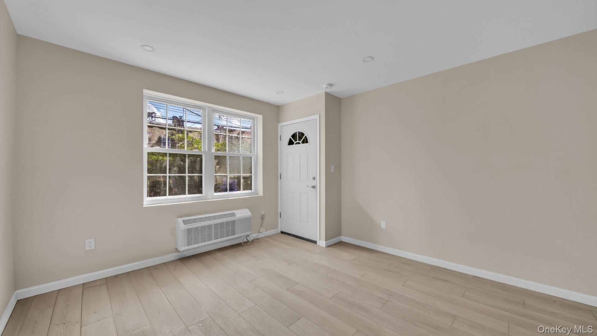 Single Family E 229th Street  Bronx, NY 10466, MLS-1054059-13