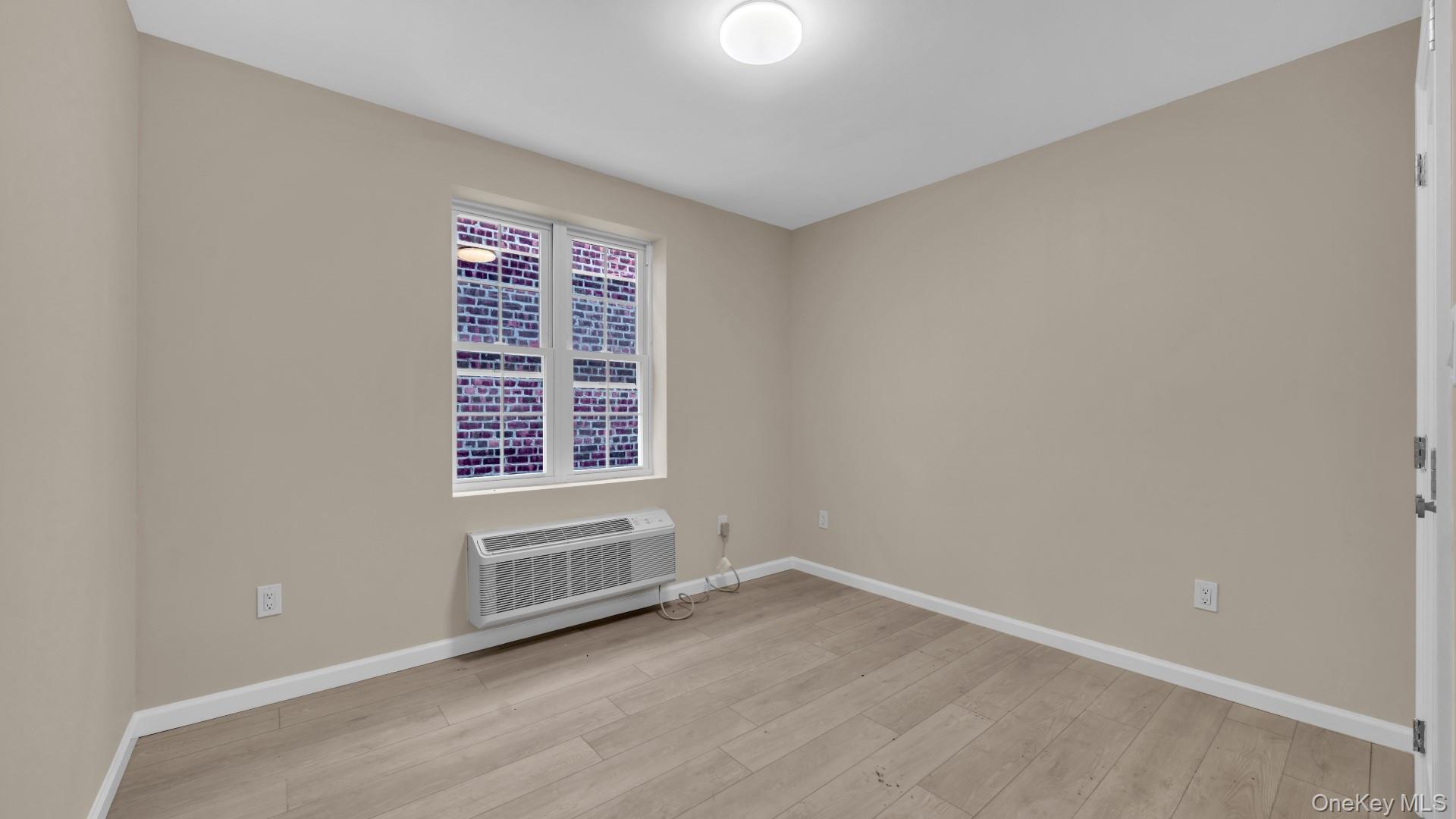 Single Family E 229th Street  Bronx, NY 10466, MLS-1054059-14