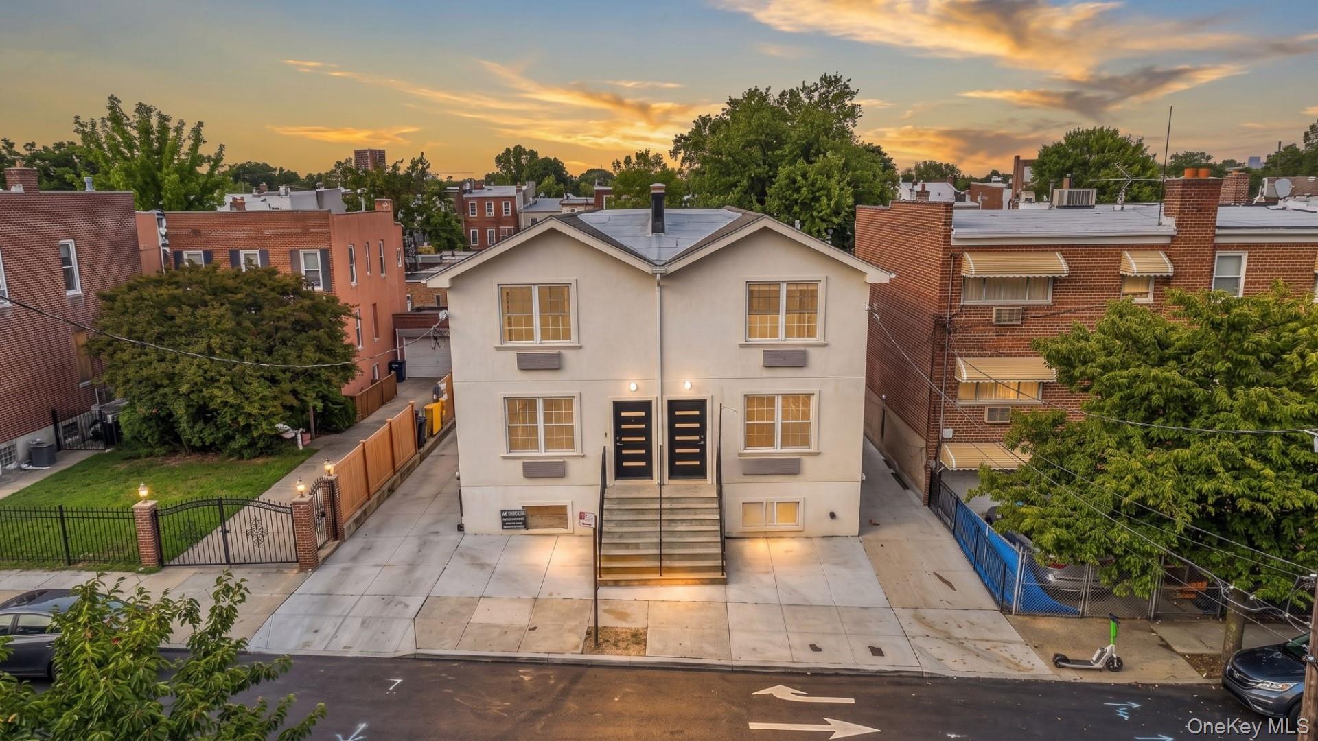 Single Family E 229th Street  Bronx, NY 10466, MLS-1054059-39