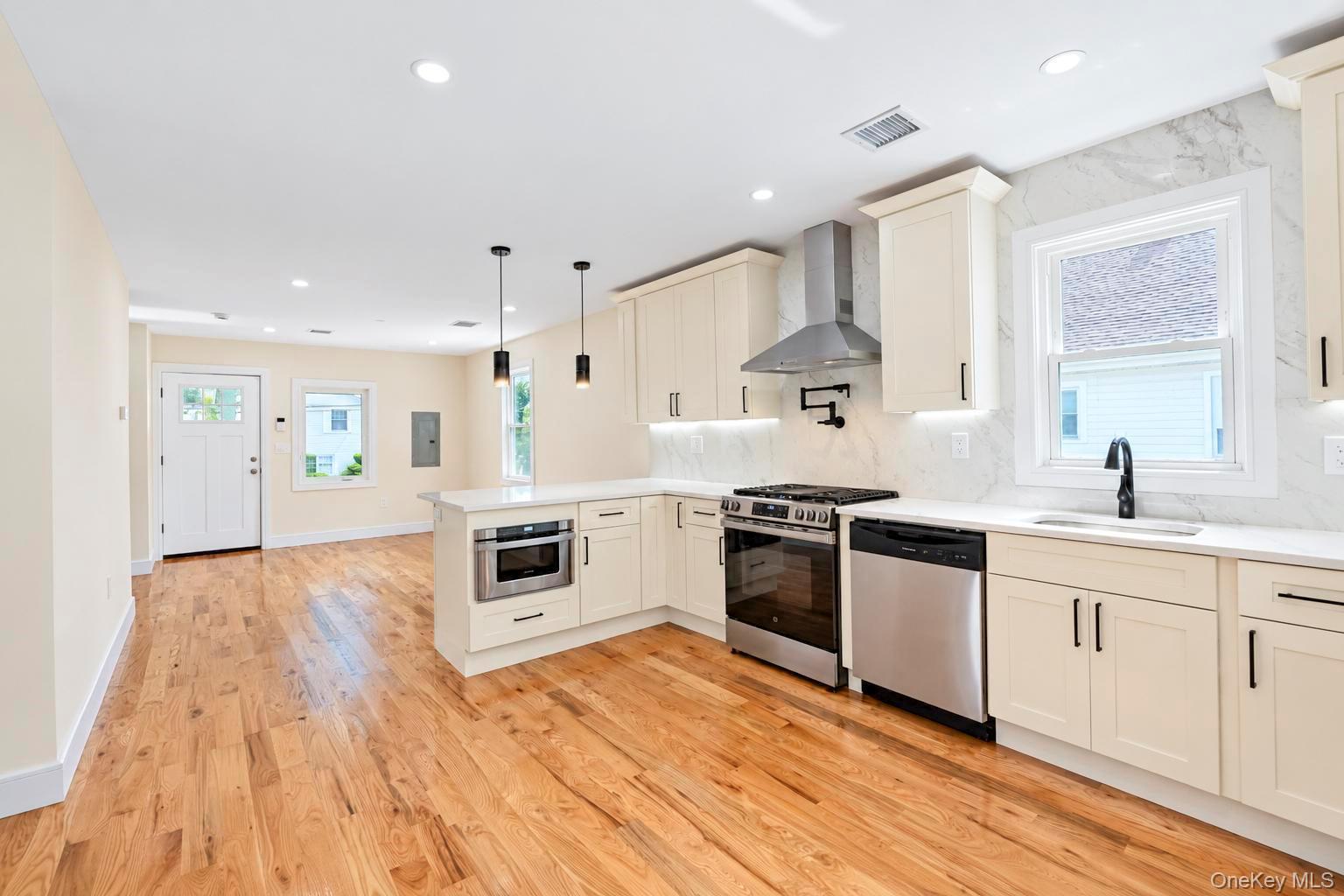 Single Family Sportsmans Avenue  Nassau County, NY 11520, MLS-1054065-21
