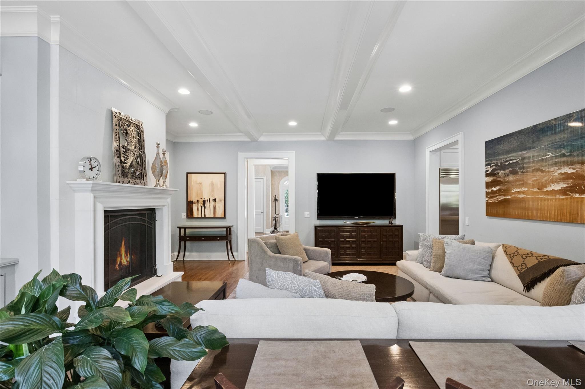 Single Family Cove Edge Road  Nassau County, NY 11791, MLS-1054081-16