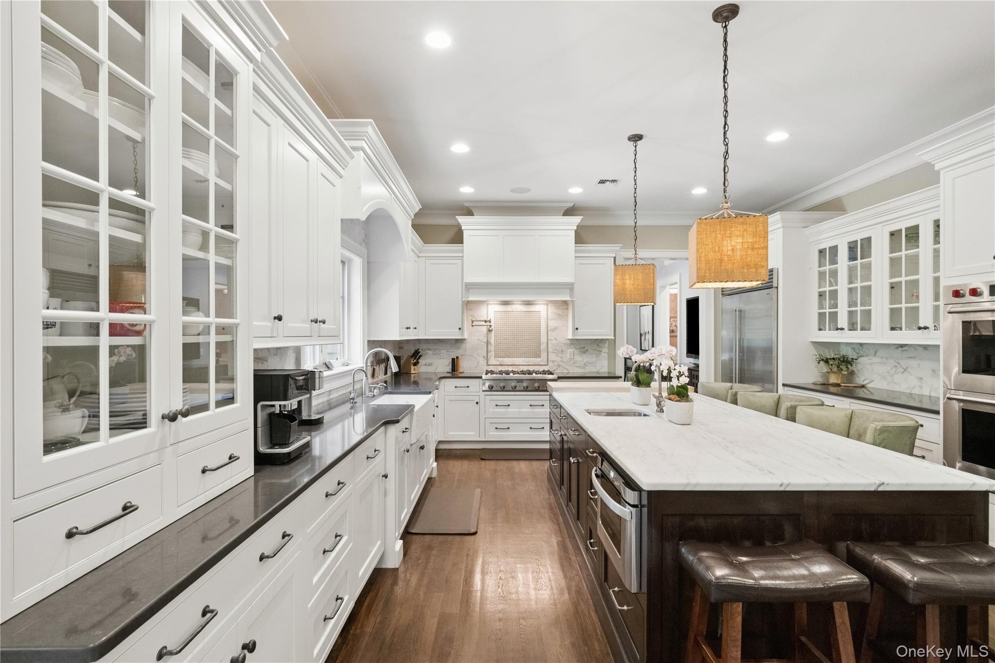 Single Family Cove Edge Road  Nassau County, NY 11791, MLS-1054081-21