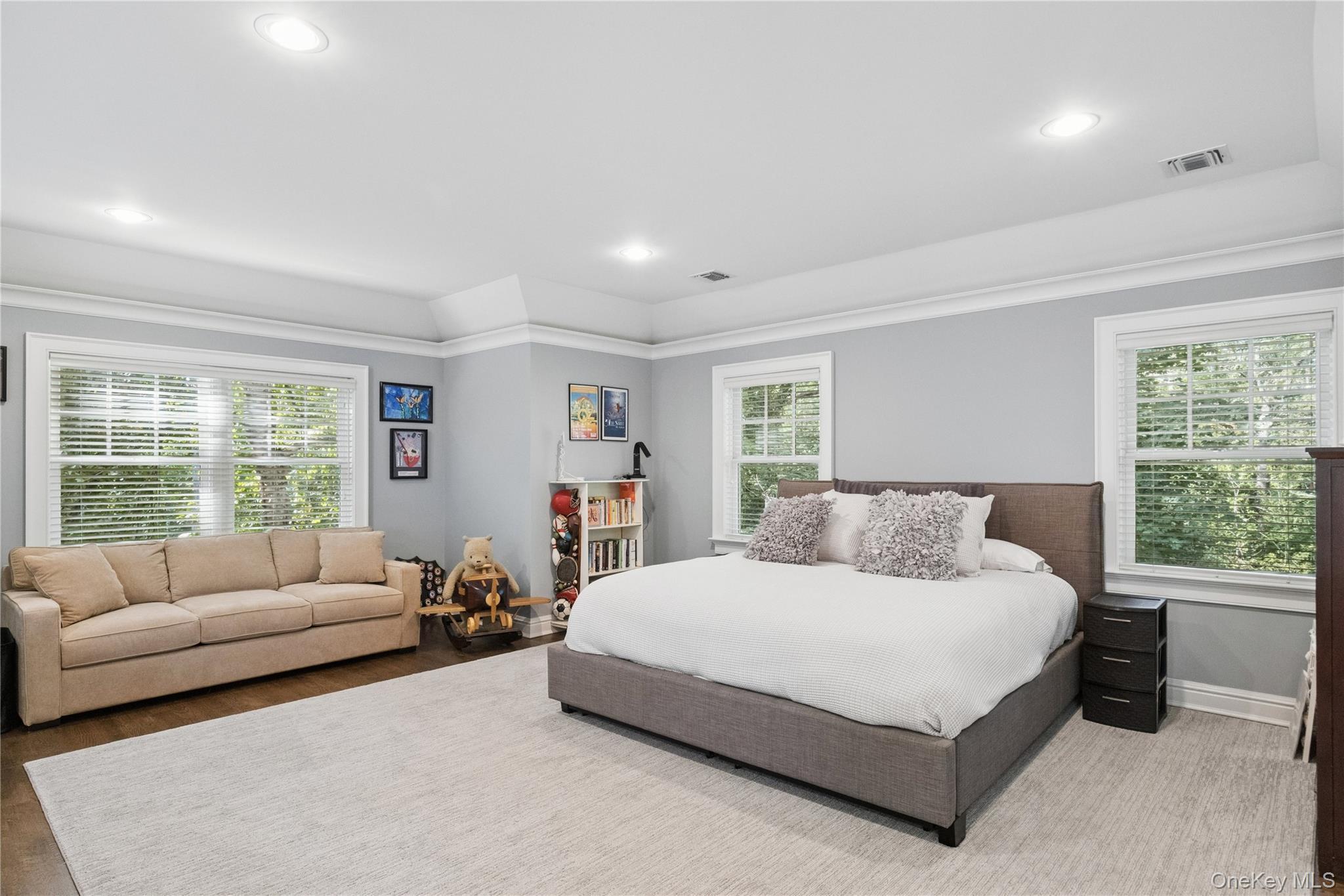 Single Family Cove Edge Road  Nassau County, NY 11791, MLS-1054081-27