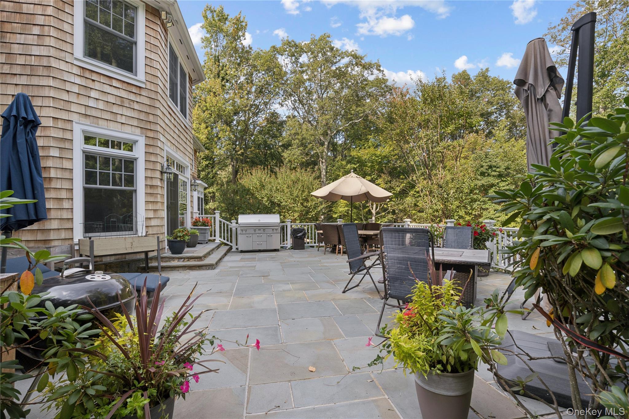 Single Family Cove Edge Road  Nassau County, NY 11791, MLS-1054081-41