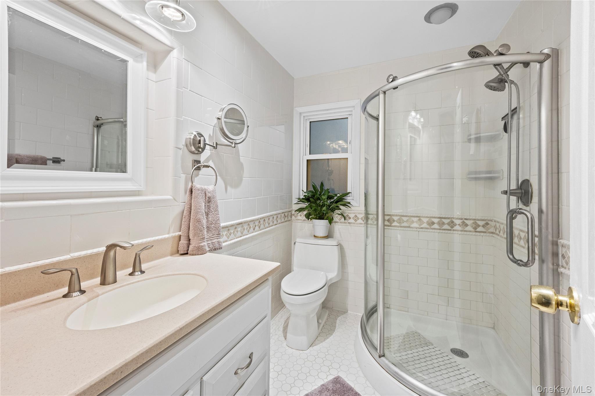 Single Family Willow Drive Nassau County, NY 11762, MLS-1054098-15