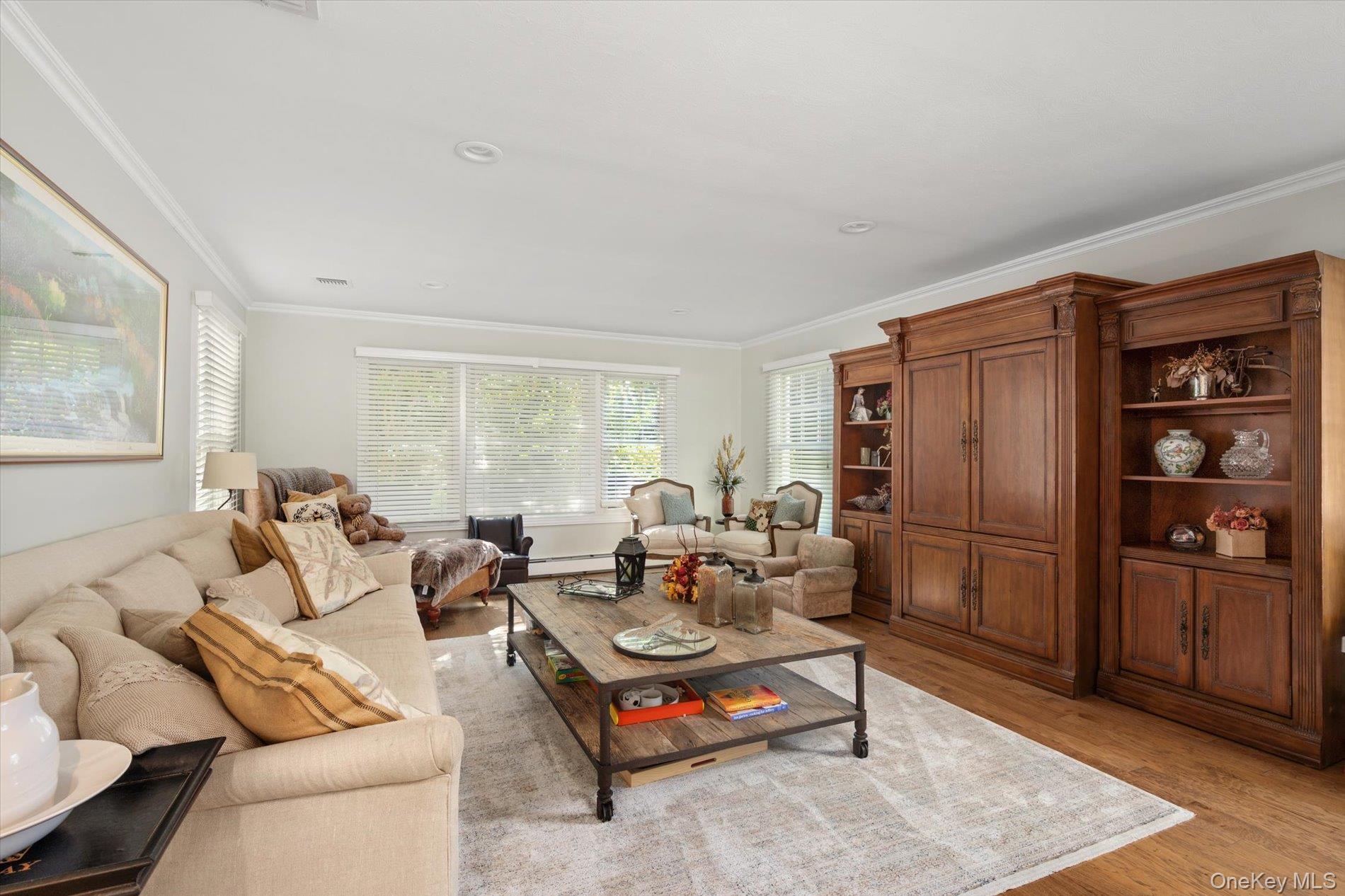 Single Family Maize Court  Suffolk County, NY 11747, MLS-1054118-10