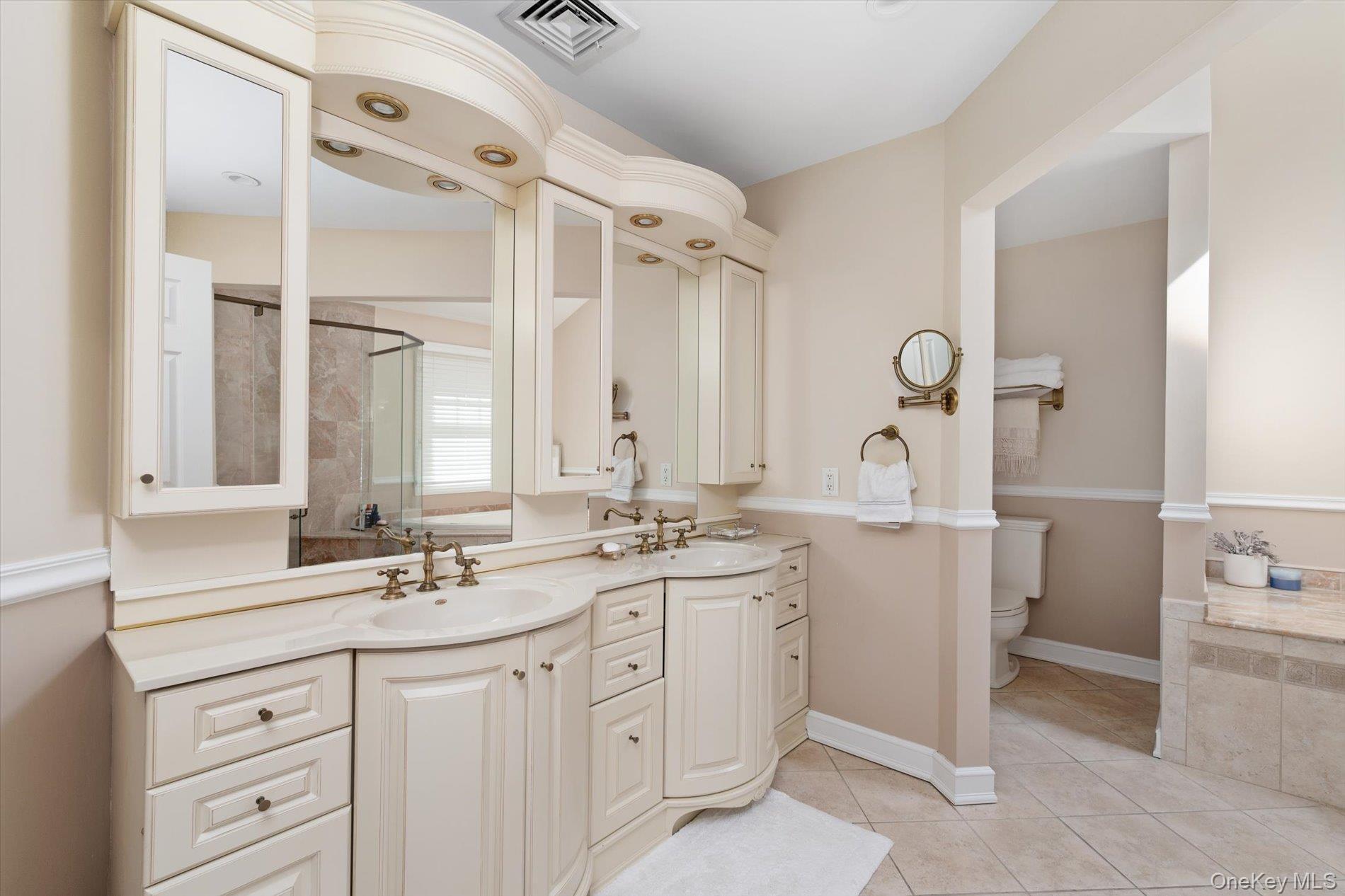 Single Family Maize Court  Suffolk County, NY 11747, MLS-1054118-23