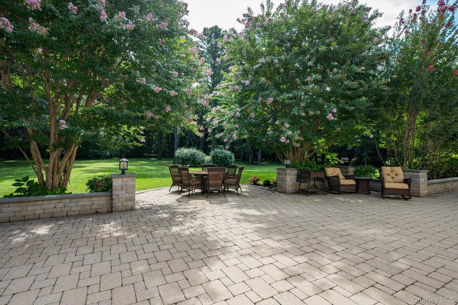 Single Family Maize Court  Suffolk County, NY 11747, MLS-1054118-29