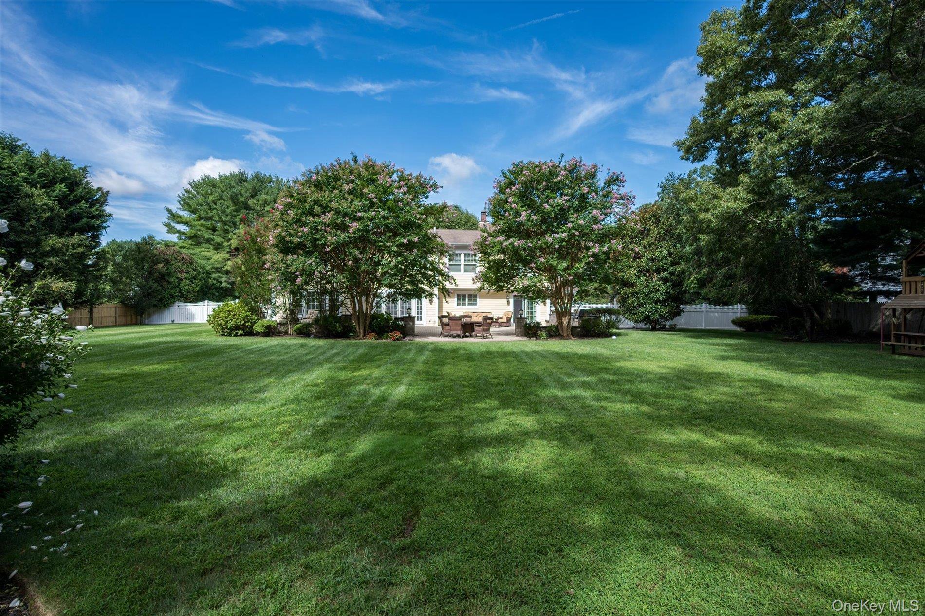 Single Family Maize Court  Suffolk County, NY 11747, MLS-1054118-33