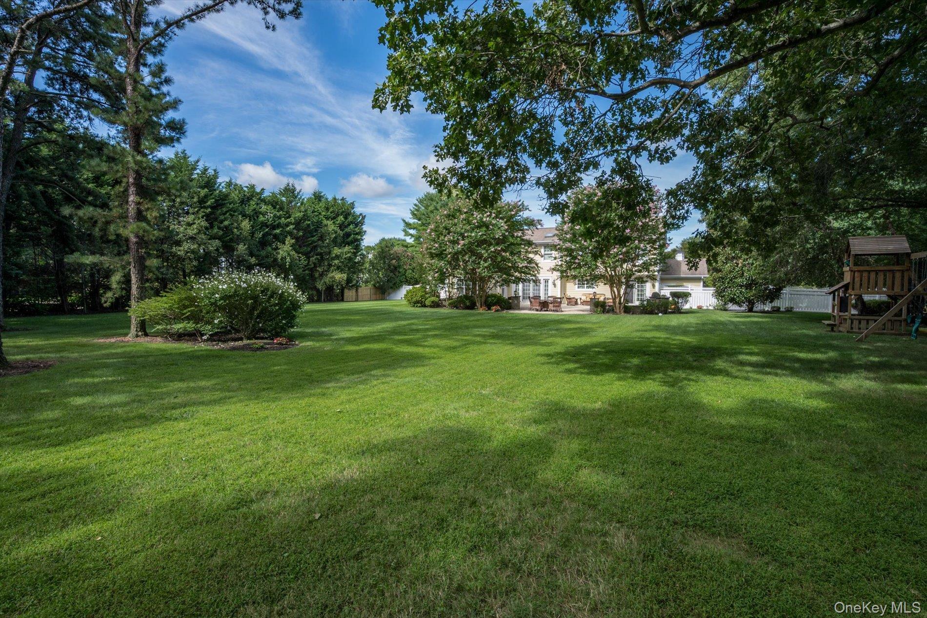 Single Family Maize Court  Suffolk County, NY 11747, MLS-1054118-34