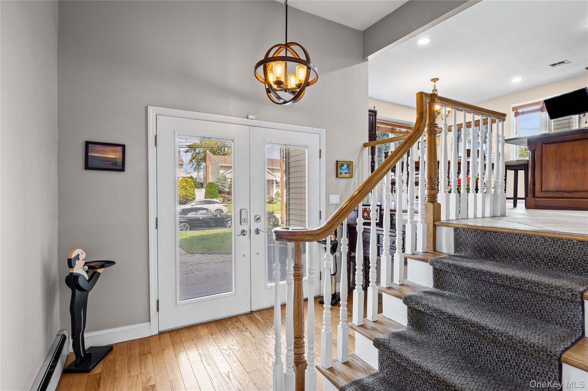 Single Family Ellen Drive  Nassau County, NY 11566, MLS-1054158-16