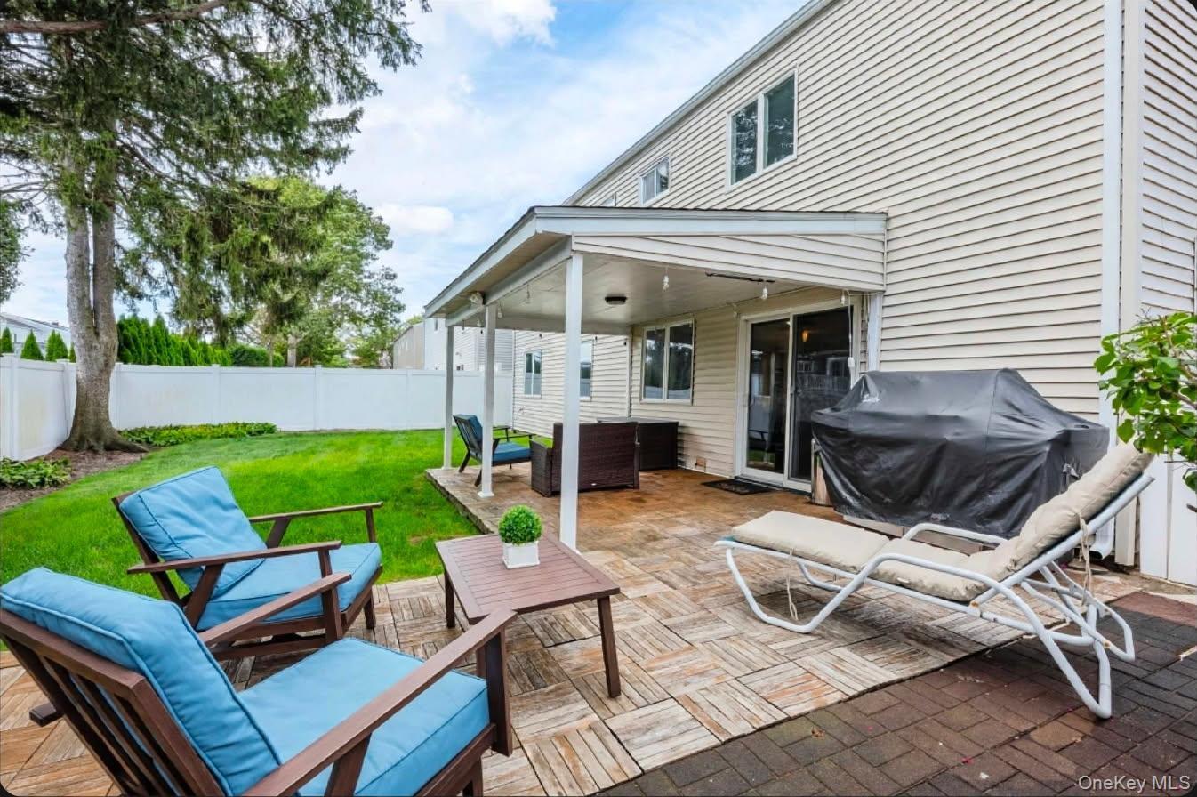 Single Family Ellen Drive  Nassau County, NY 11566, MLS-1054158-42