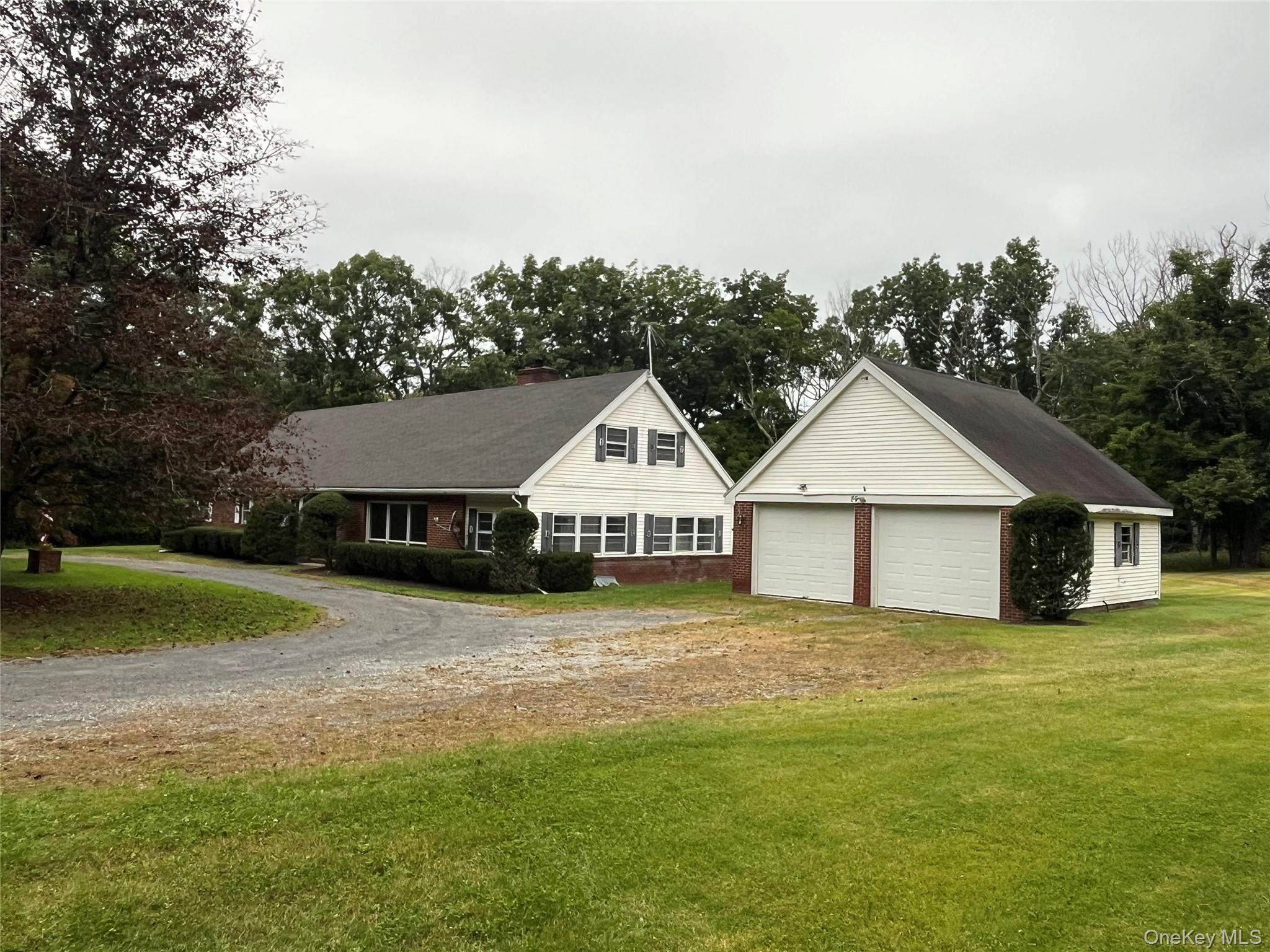 Single Family Daniele Dutchess County, NY 12545, MLS-1054163-2