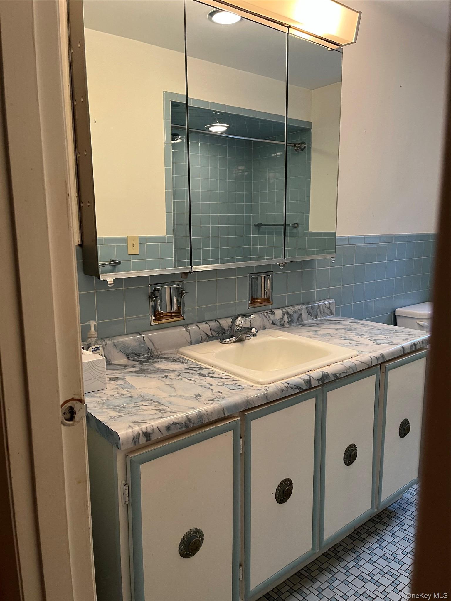 Single Family Daniele Dutchess County, NY 12545, MLS-1054163-9