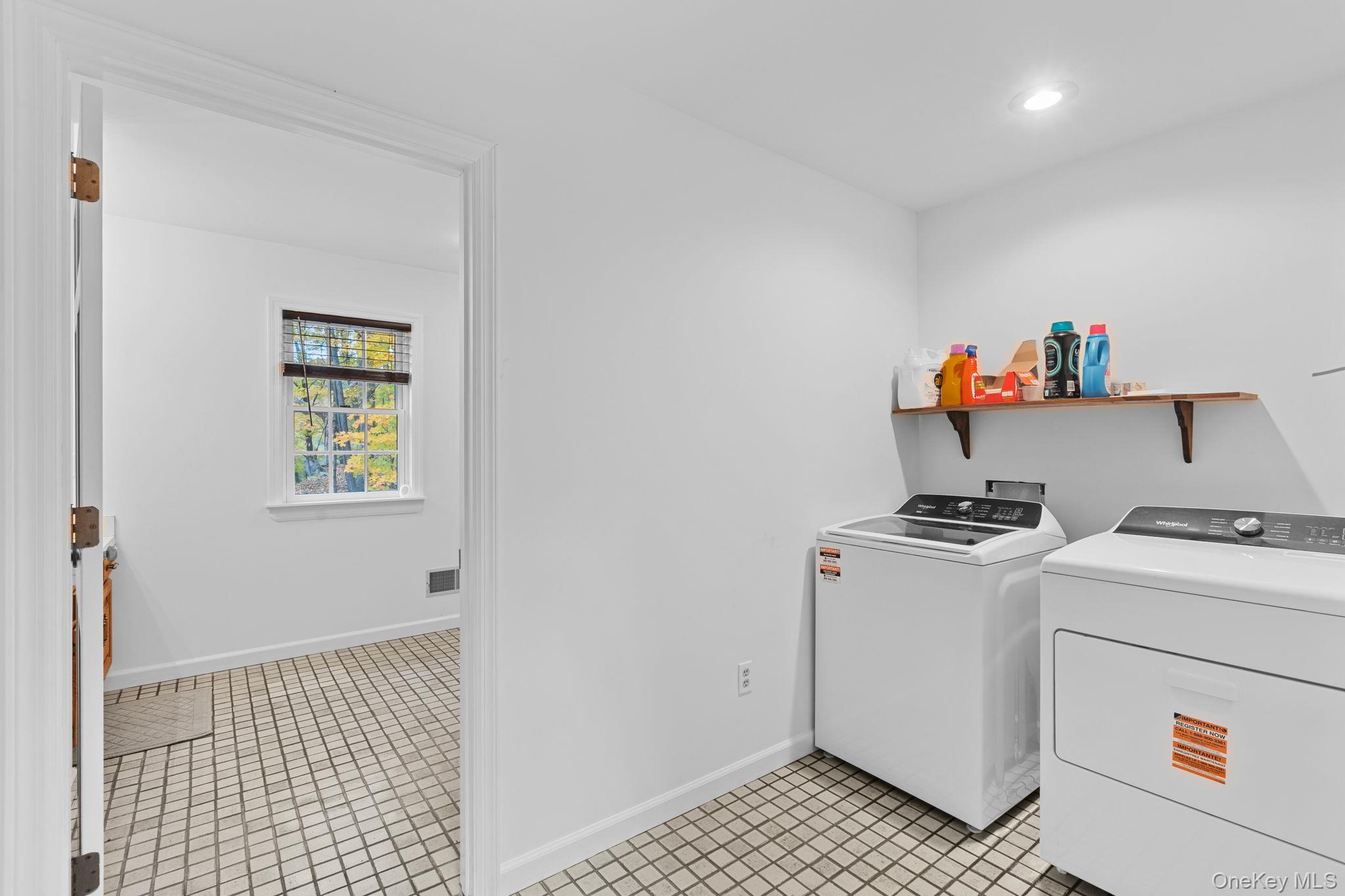 Single Family Curtis Out Of Area, NY 06784, MLS-1054171-16