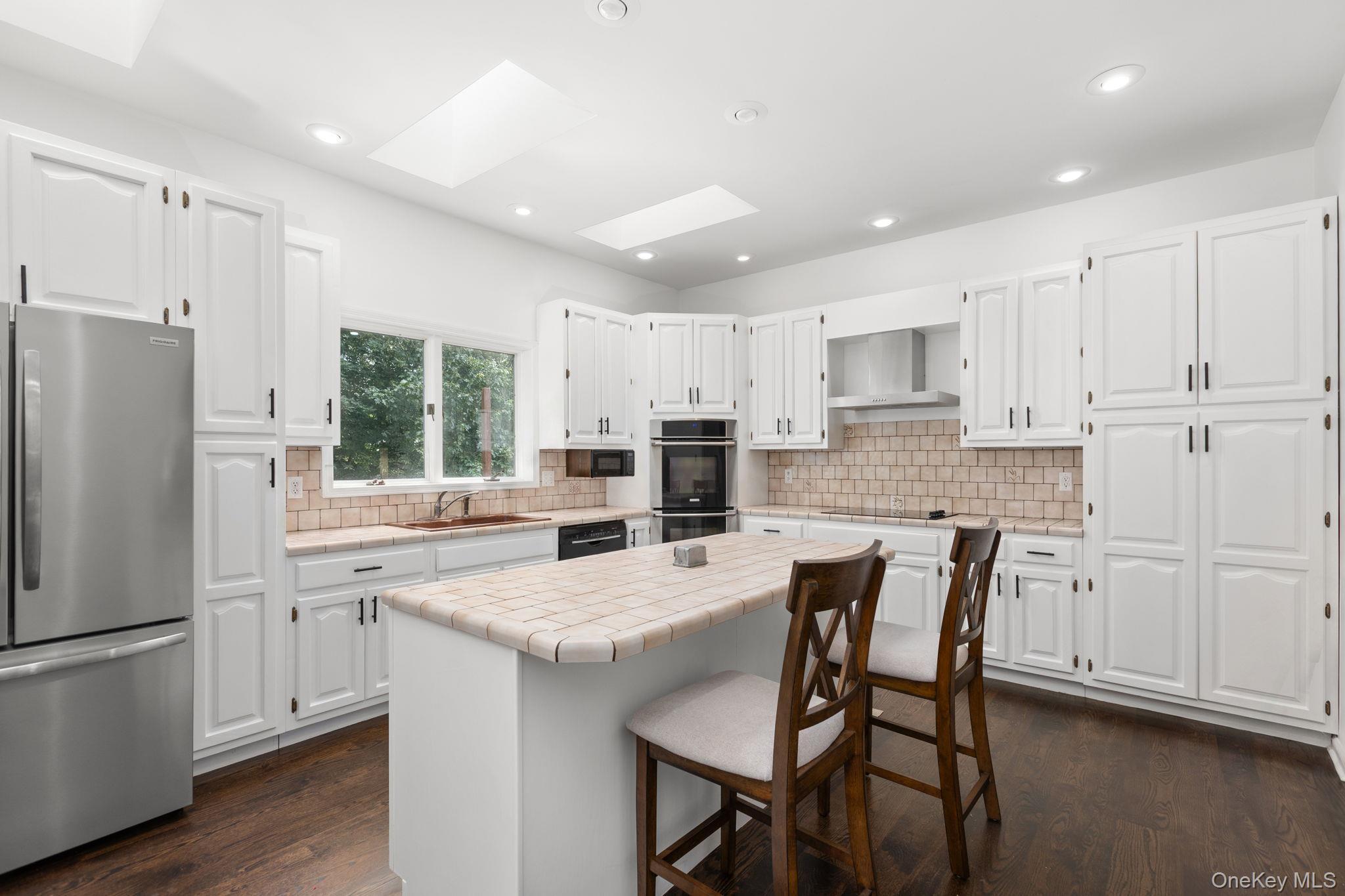 Single Family Curtis Out Of Area, NY 06784, MLS-1054171-5