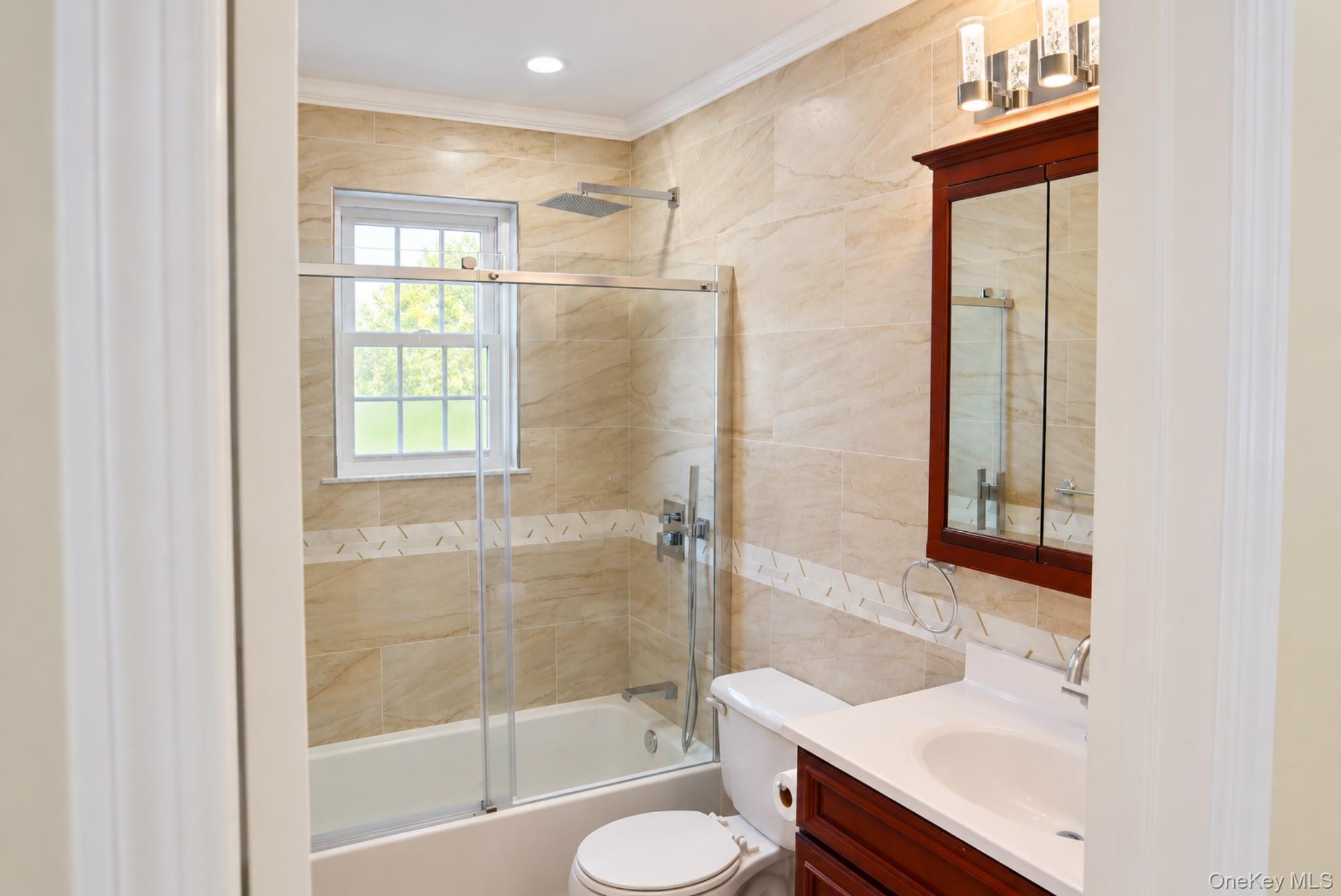 Single Family 183rd Street  Queens, NY 11413, MLS-1054179-6