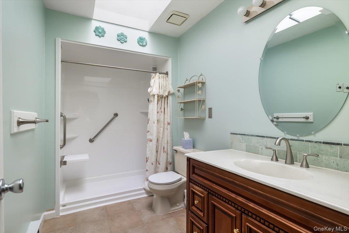 Single Family Standish Drive Suffolk County, NY 11766, MLS-1054180-22