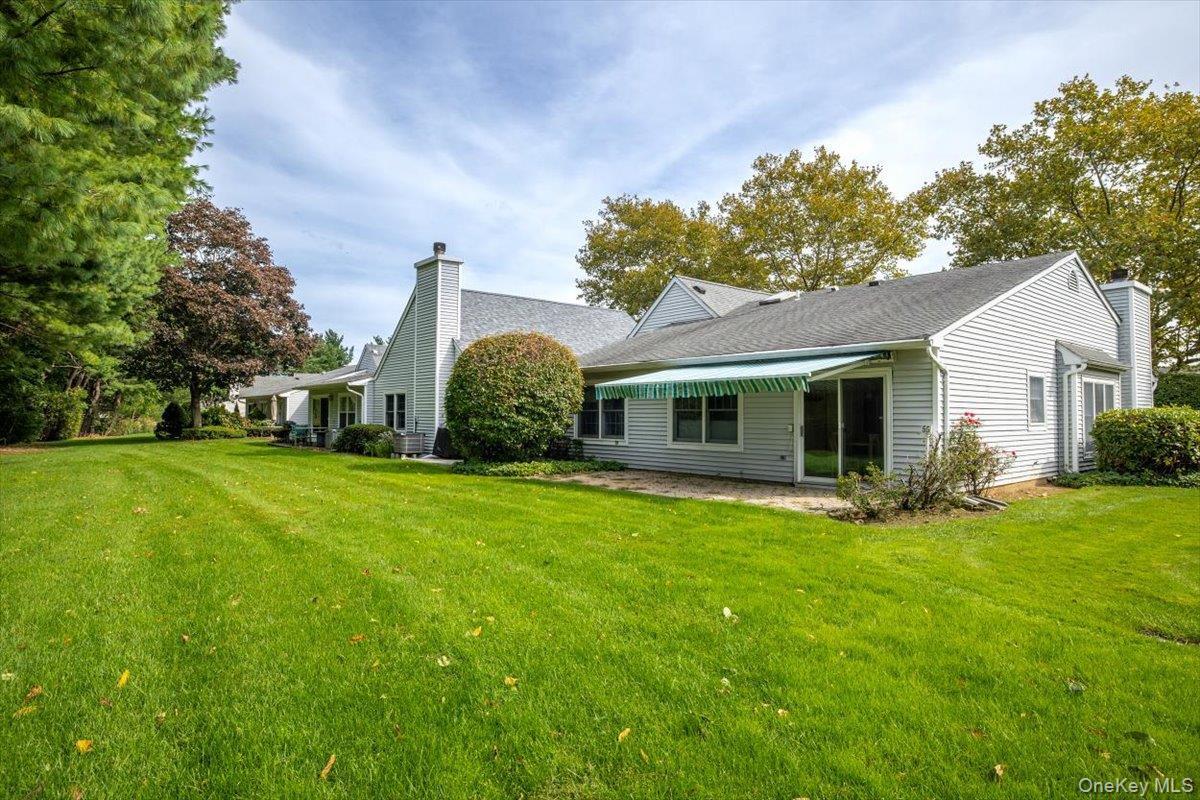 Single Family Standish Drive Suffolk County, NY 11766, MLS-1054180-25