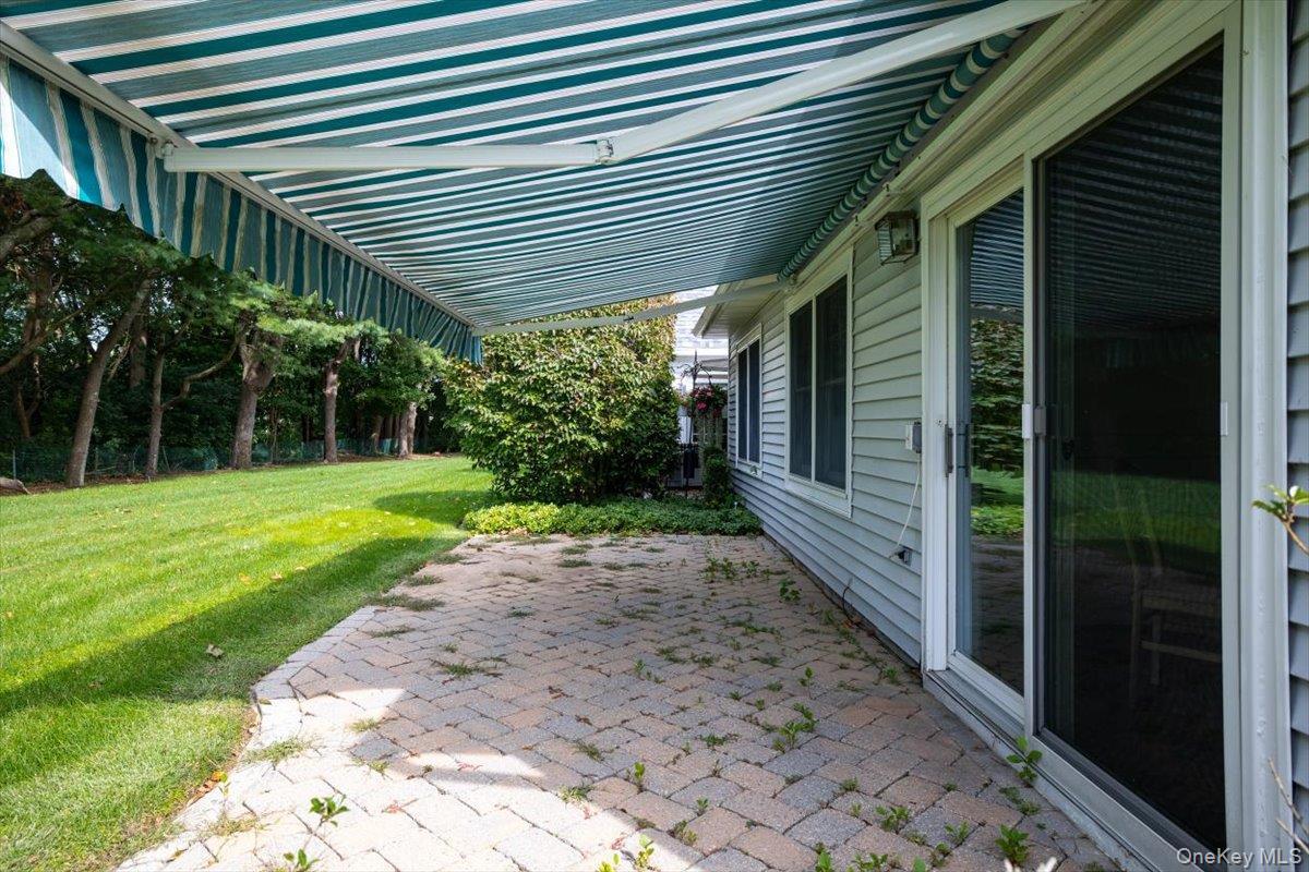Single Family Standish Drive Suffolk County, NY 11766, MLS-1054180-28