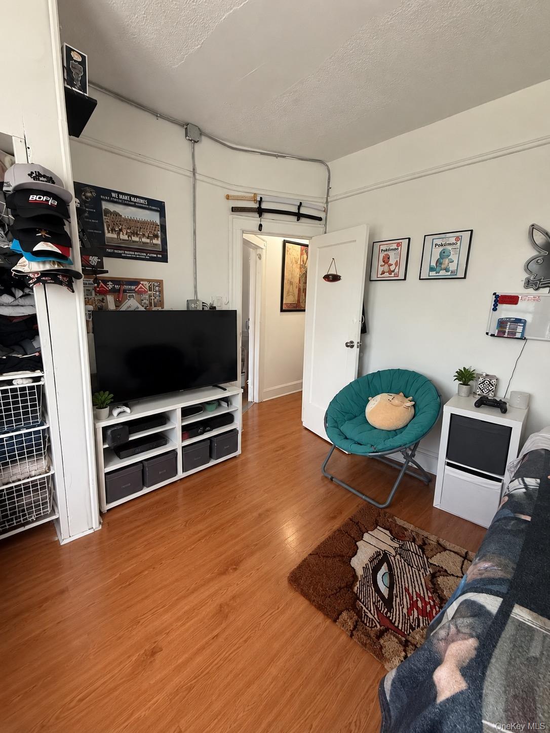 Single Family 37th Avenue Queens, NY 11377, MLS-1054204-9