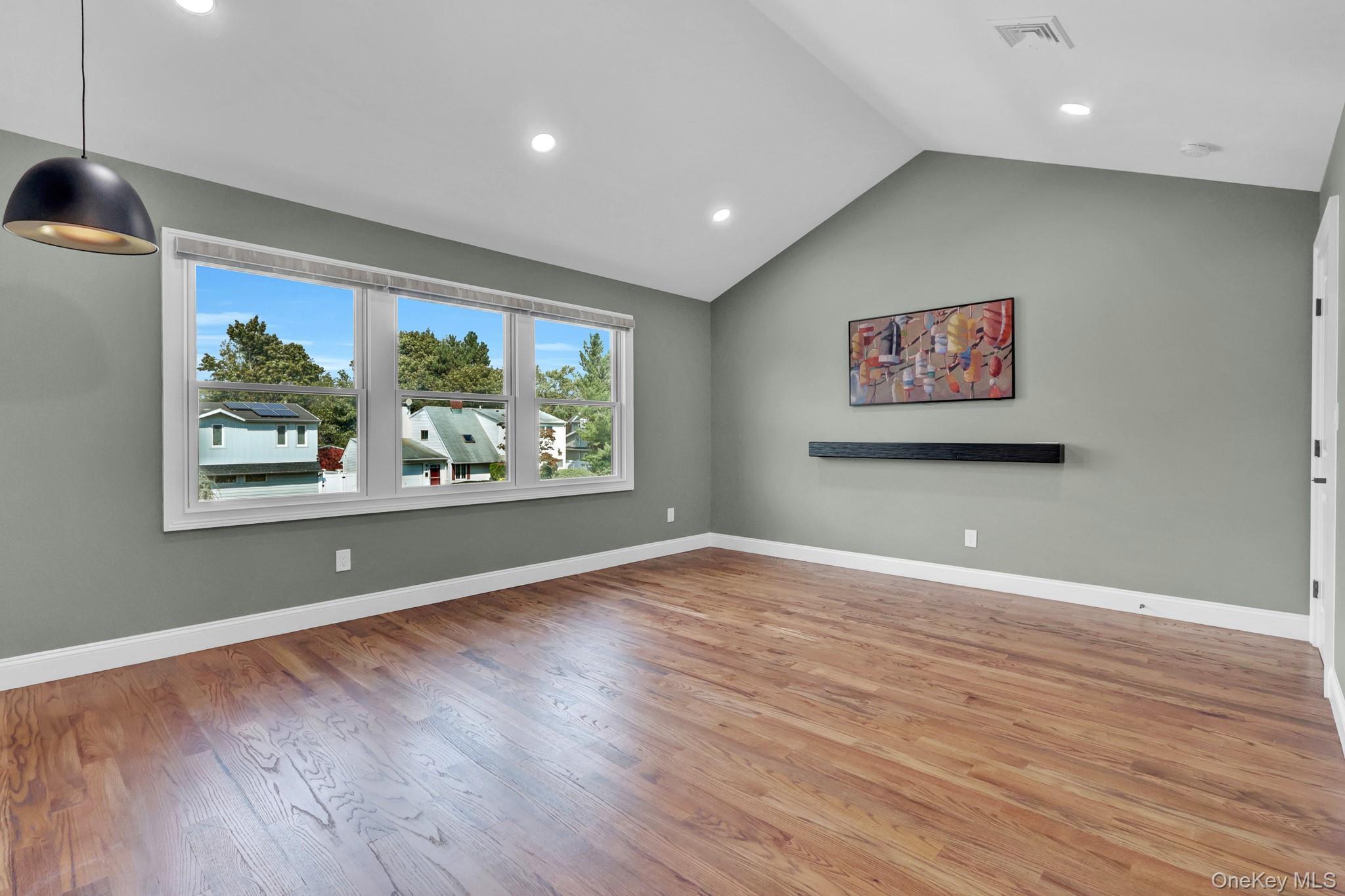 Single Family Tardy Lane S Nassau County, NY 11793, MLS-1054210-26
