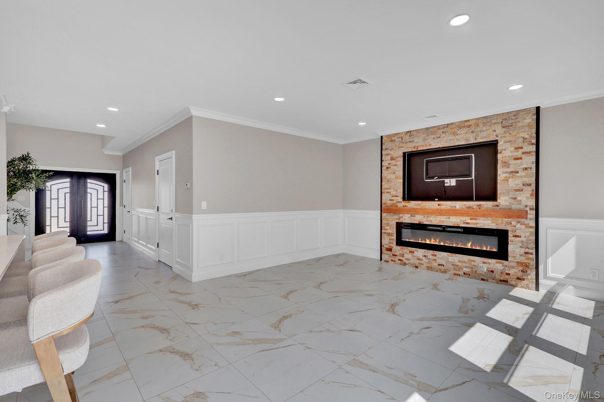 Single Family Tardy Lane S Nassau County, NY 11793, MLS-1054210-7