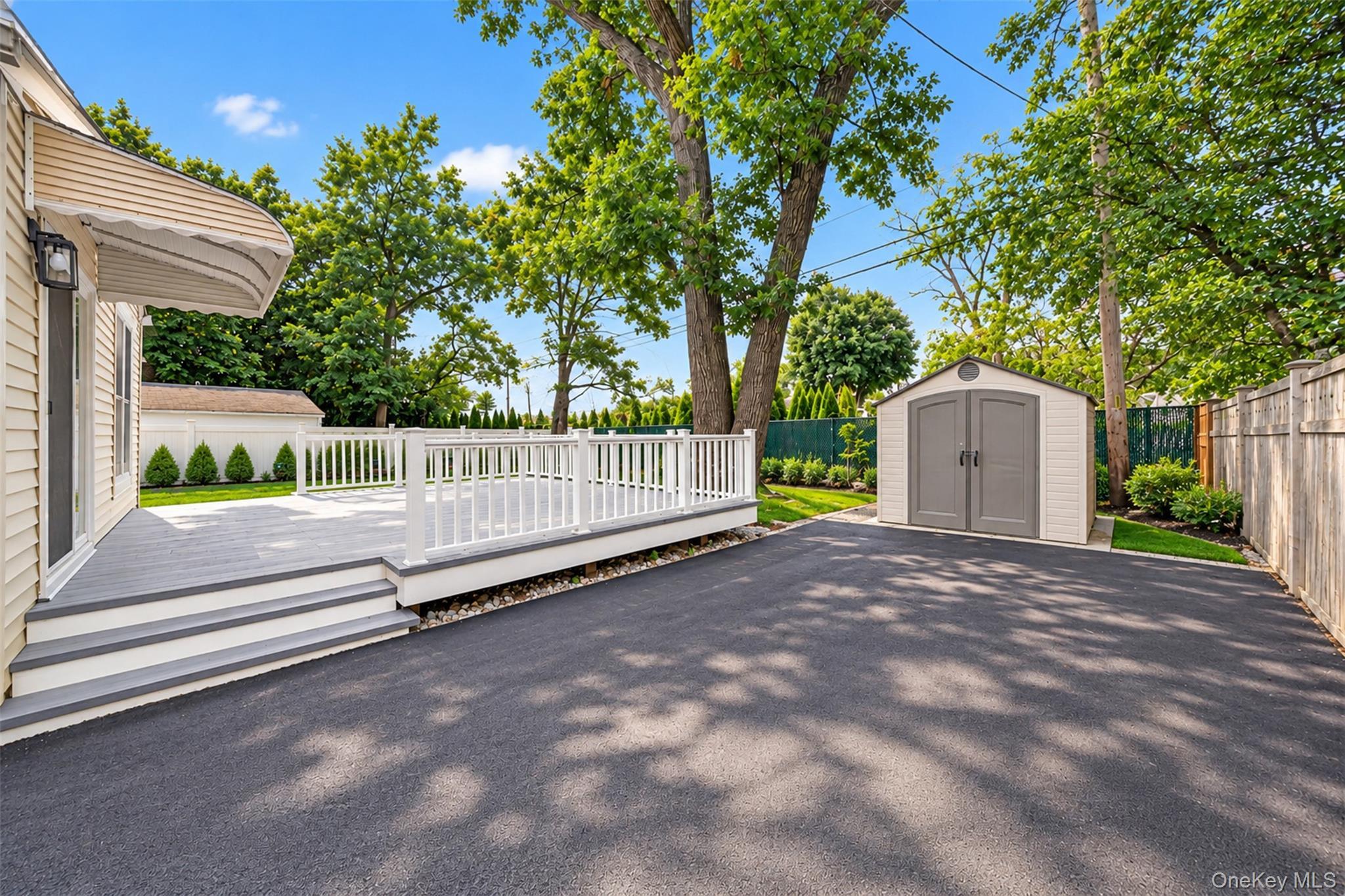 Single Family Willets Drive Nassau County, NY 11791, MLS-1054213-22