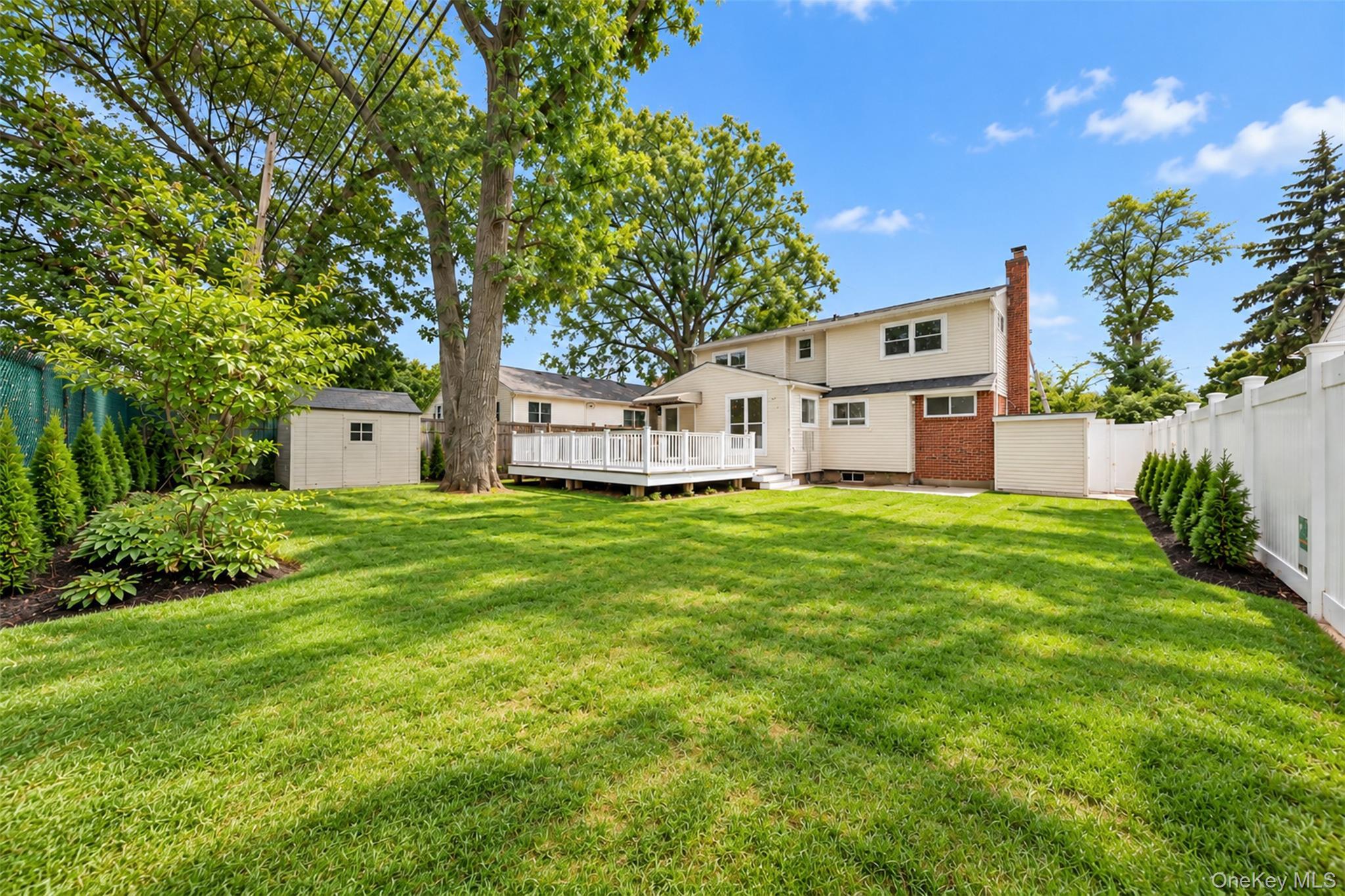 Single Family Willets Drive  Nassau County, NY 11791, MLS-1054213-25
