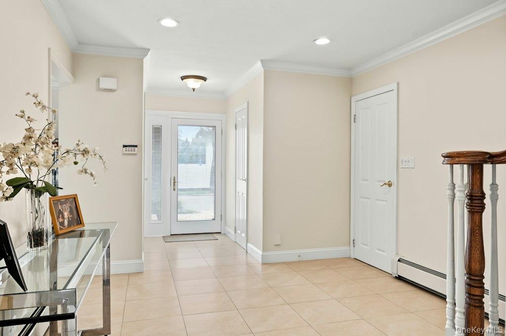 Single Family Blanche Lane  Nassau County, NY 11566, MLS-1054235-17