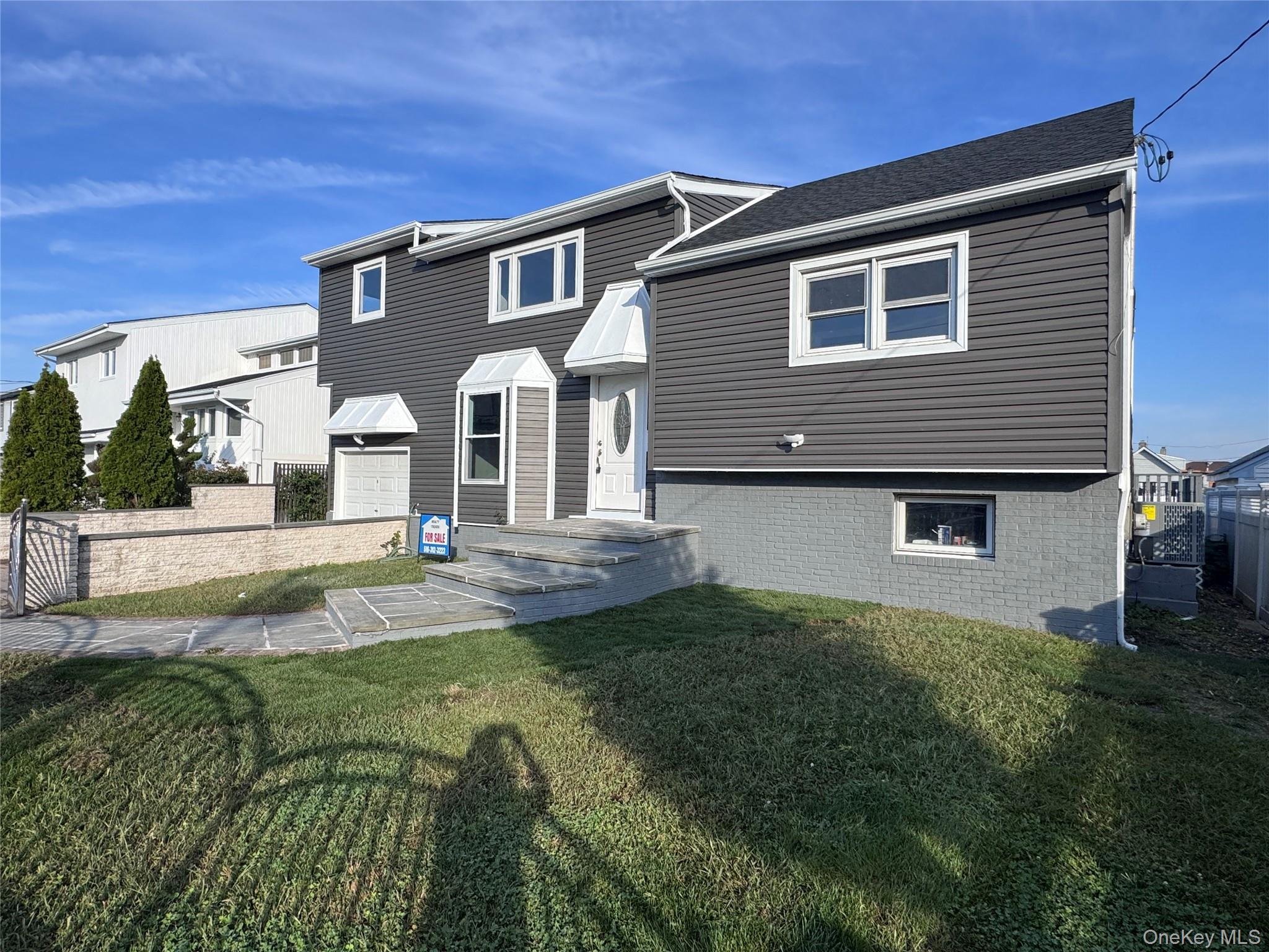 Single Family Jackson Place Nassau County, NY 11510, MLS-1054260-3