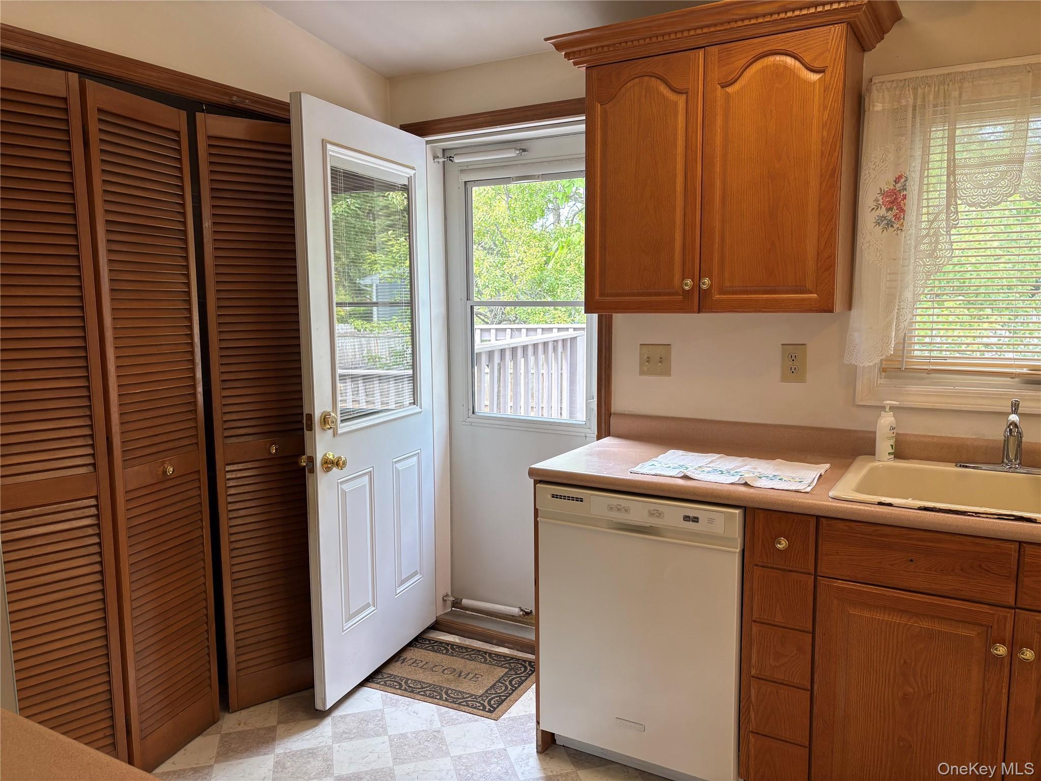 Single Family John Street  Ulster County, NY 12477, MLS-1054276-10