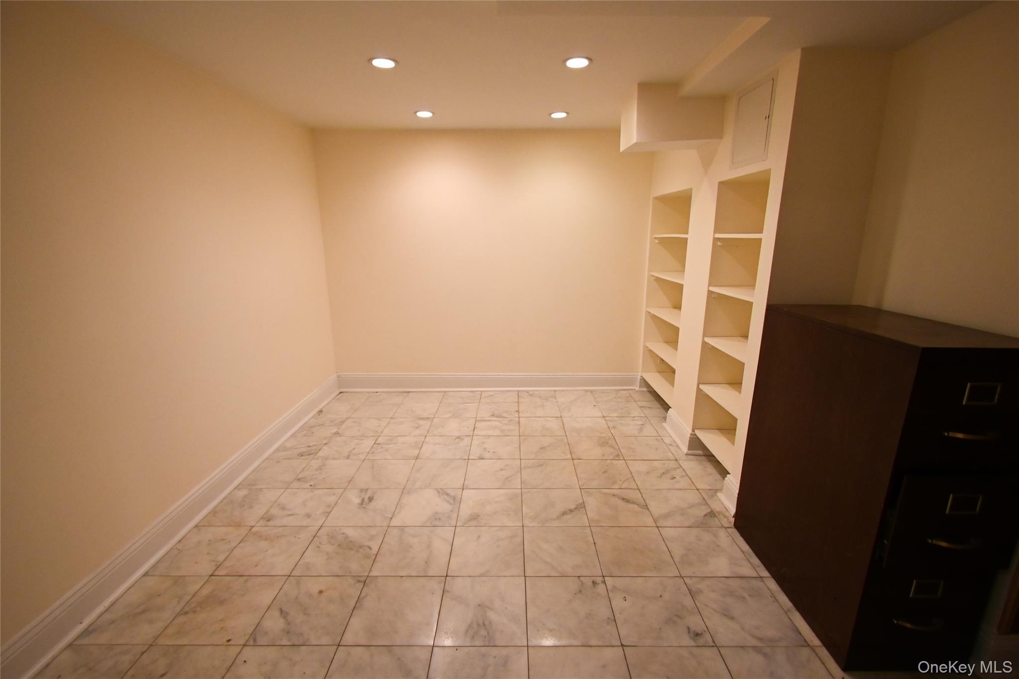Single Family 13th Avenue  Queens, NY 11357, MLS-1054296-21