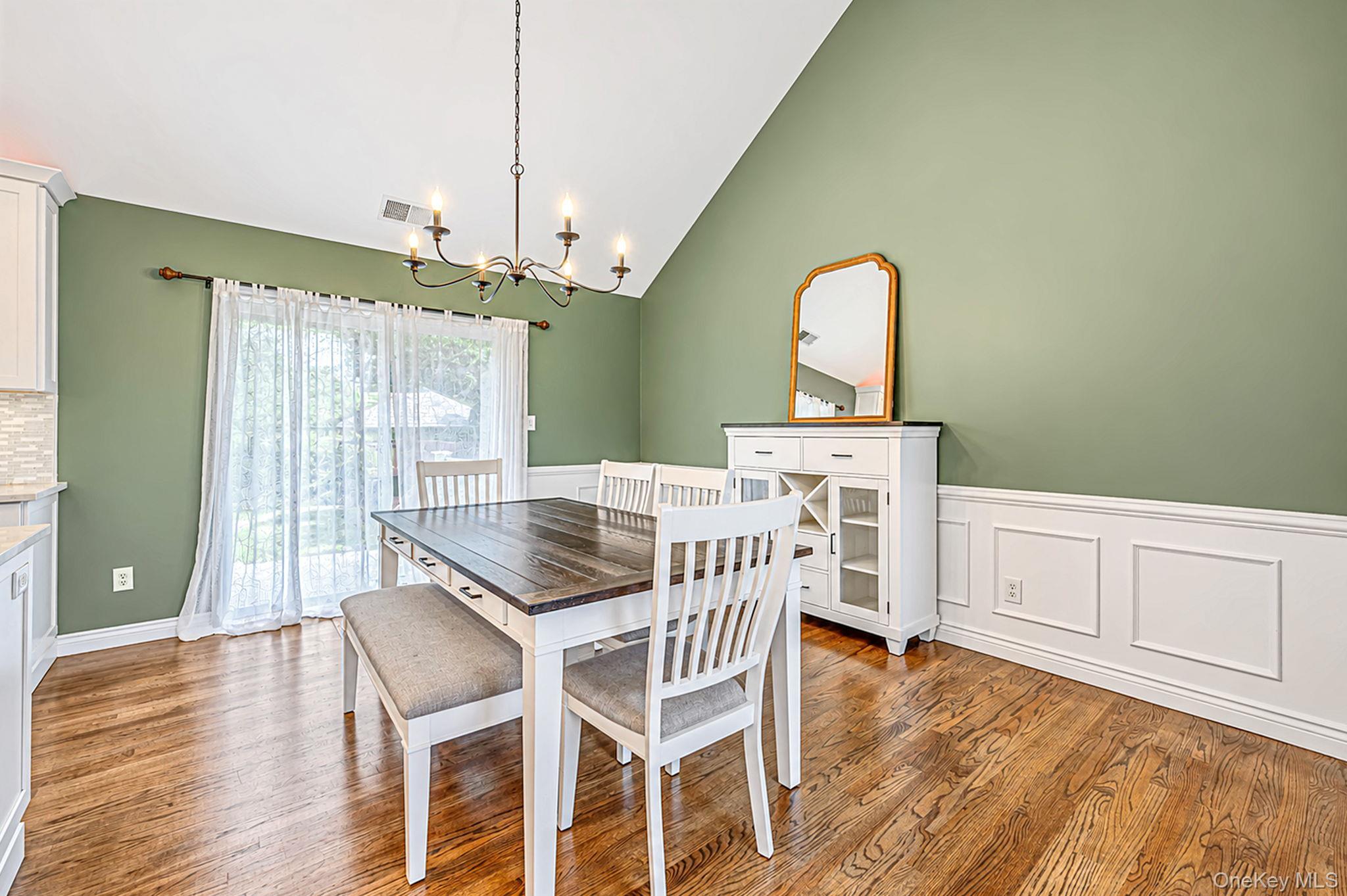 Single Family Beechwood Drive Suffolk County, NY 11949, MLS-1054324-12