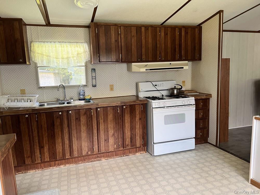 Single Family Seeman Road Sullivan County, NY 12765, MLS-1054329-15