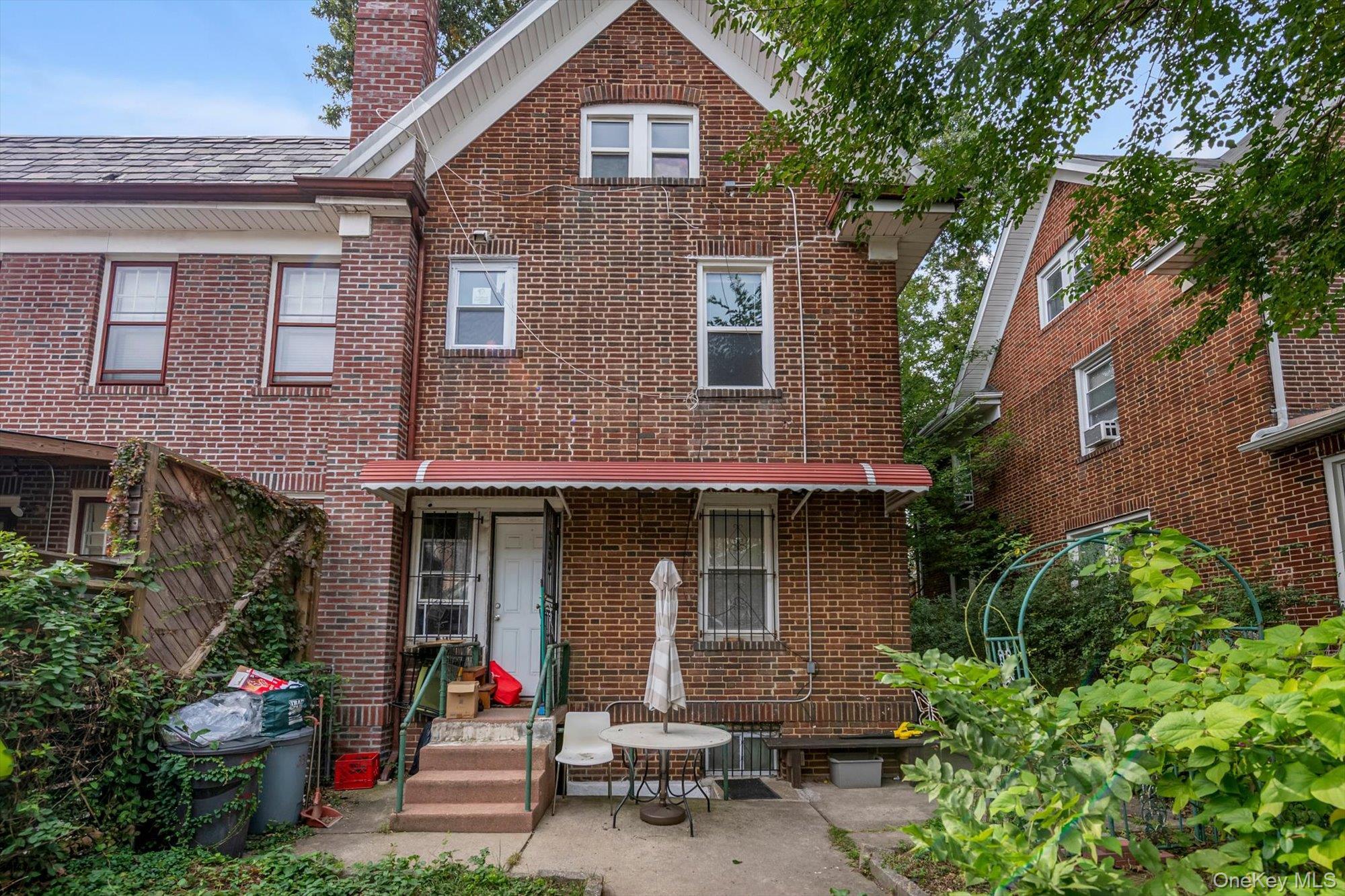 Single Family 88th Street Queens, NY 11372, MLS-1054331-2