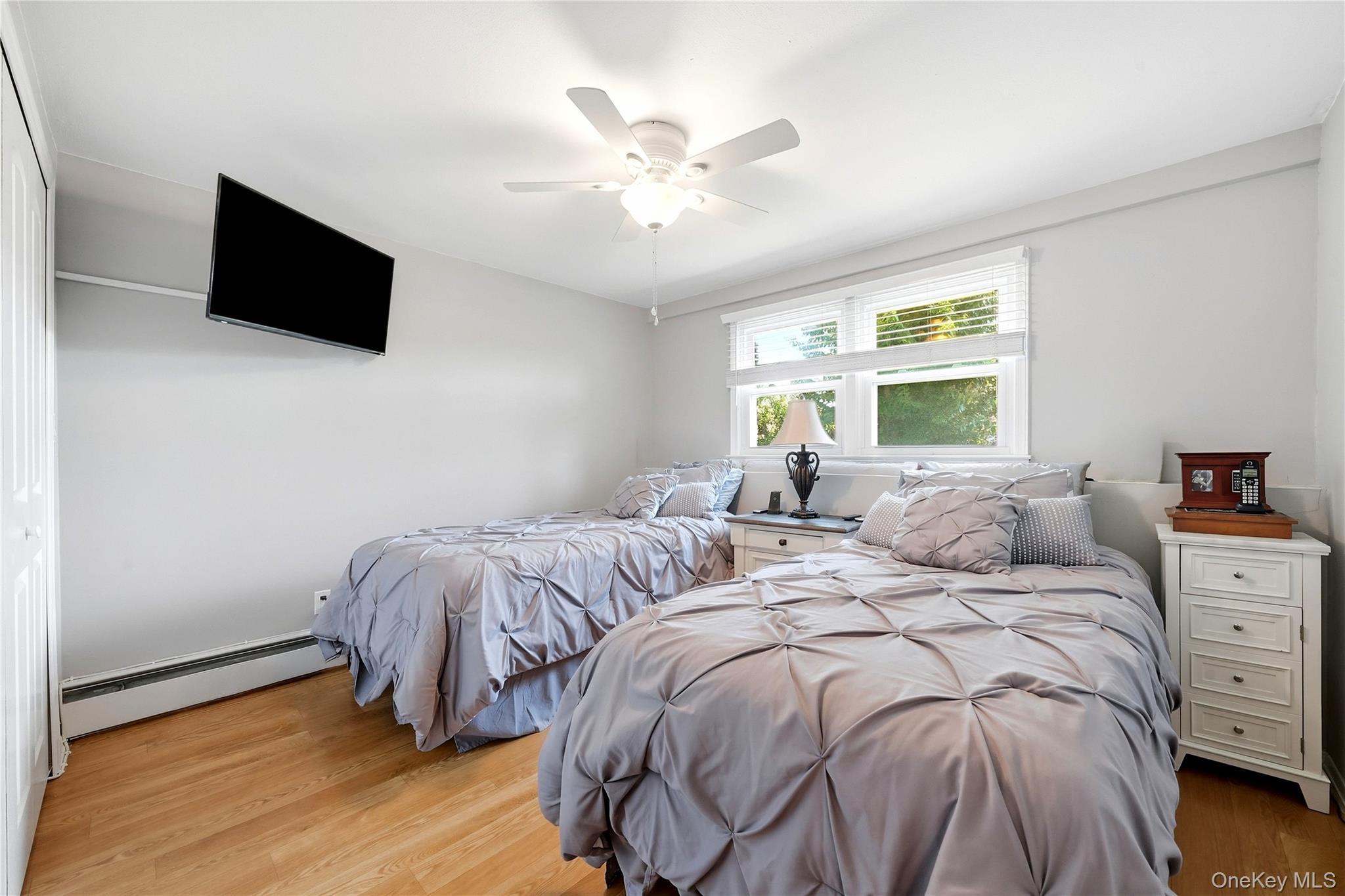 Single Family Drake Court Suffolk County, NY 11795, MLS-1054341-18