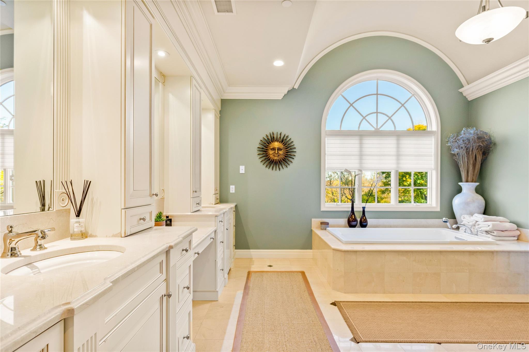 Single Family Knightsbridge Manor Road  Westchester County, NY 10577, MLS-1054360-29