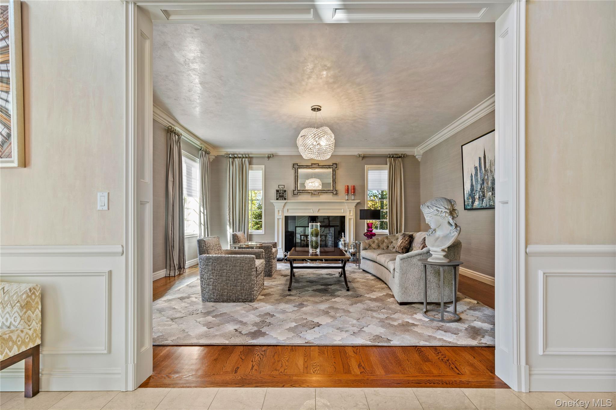 Single Family Knightsbridge Manor Road  Westchester County, NY 10577, MLS-1054360-4