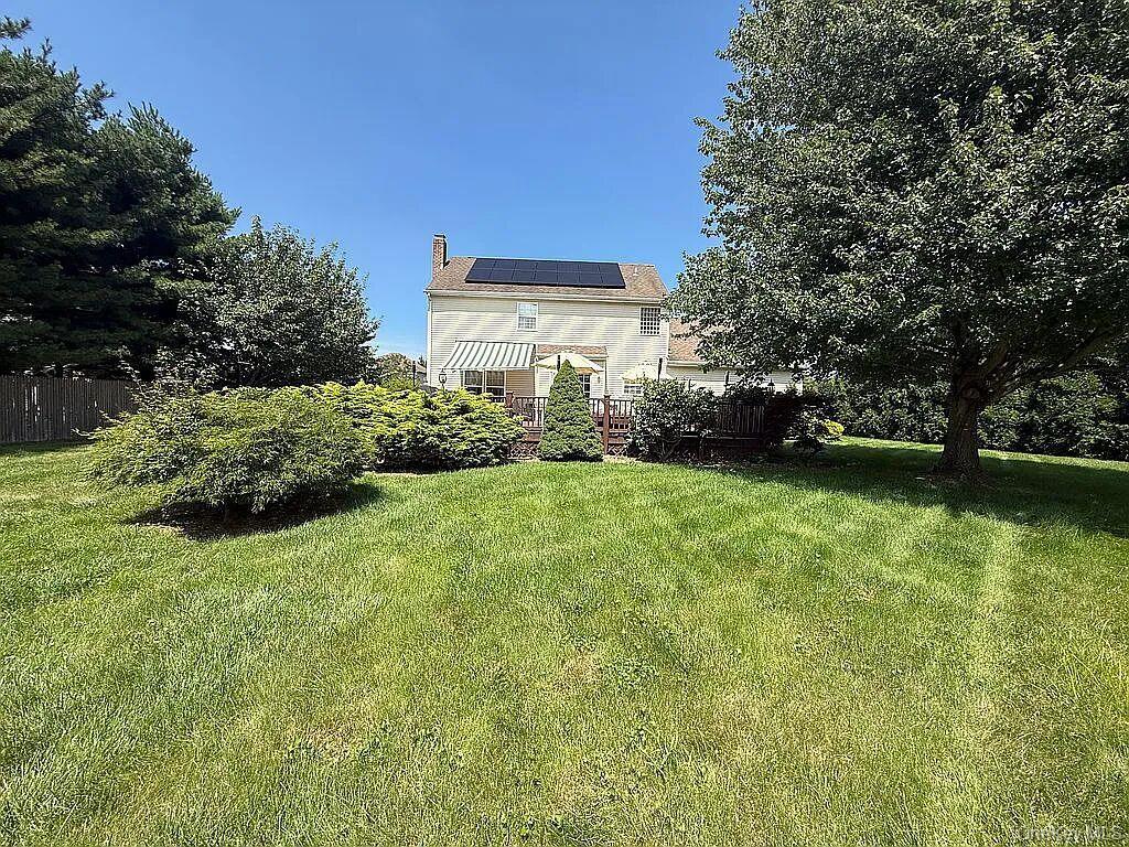 Single Family Ashford Lane  Suffolk County, NY 11743, MLS-1054409-17