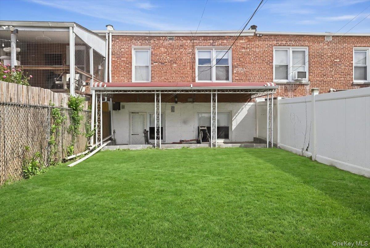 Single Family Little Neck Parkway Queens, NY 11001, MLS-1054411-30