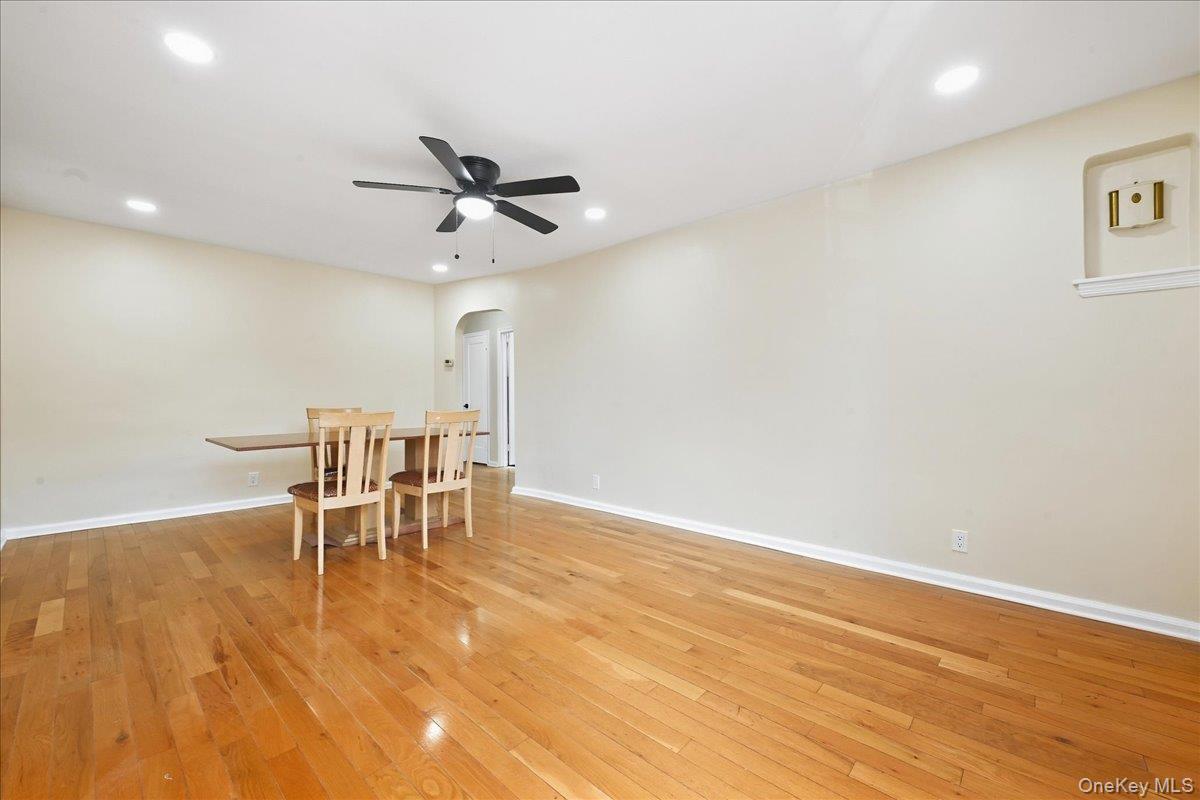 Single Family Little Neck Parkway Queens, NY 11001, MLS-1054411-8
